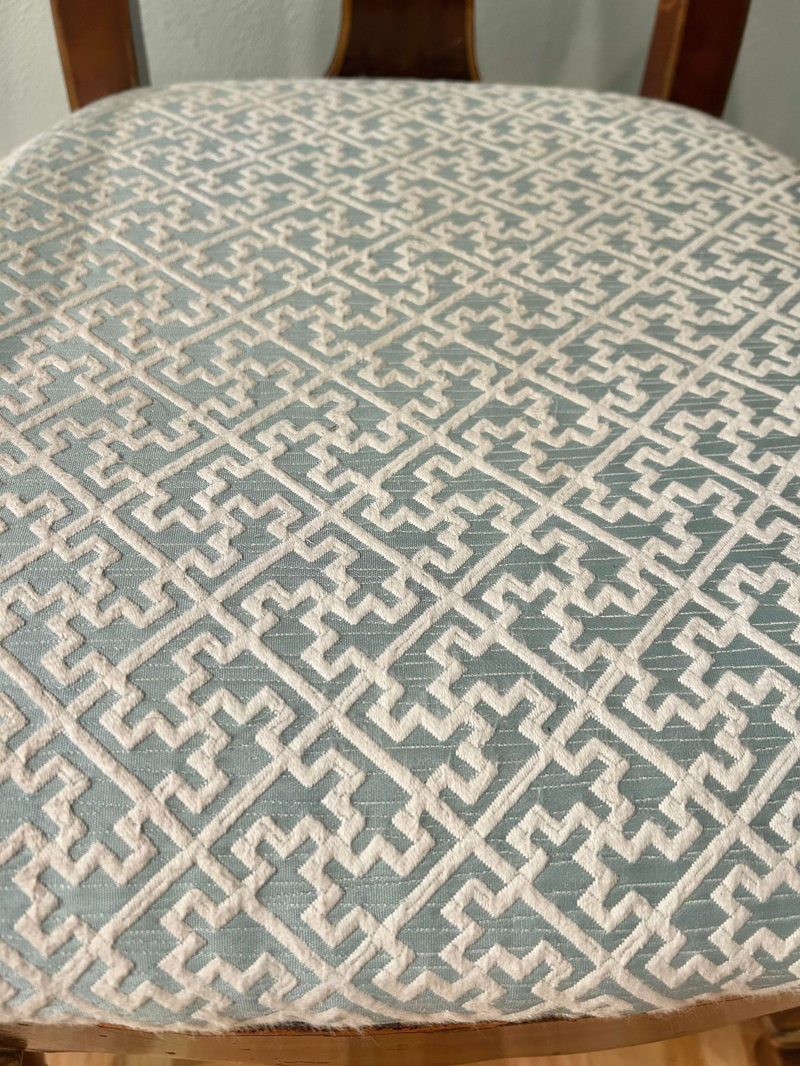 Late 20th Century Queen Anne Armchair Attributed to Drexel Heritage - 12