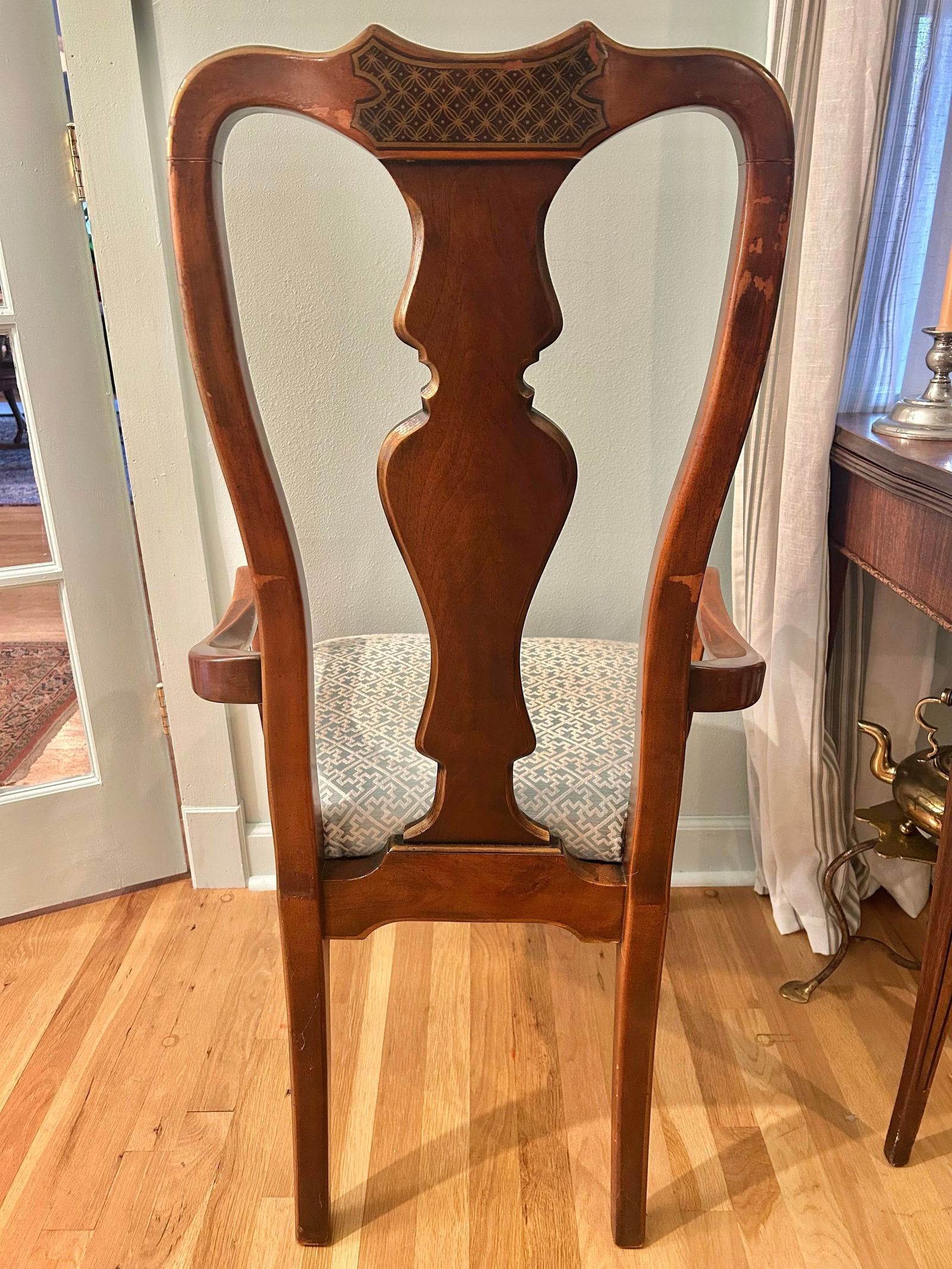 Late 20th Century Queen Anne Armchair Attributed to Drexel Heritage - 3