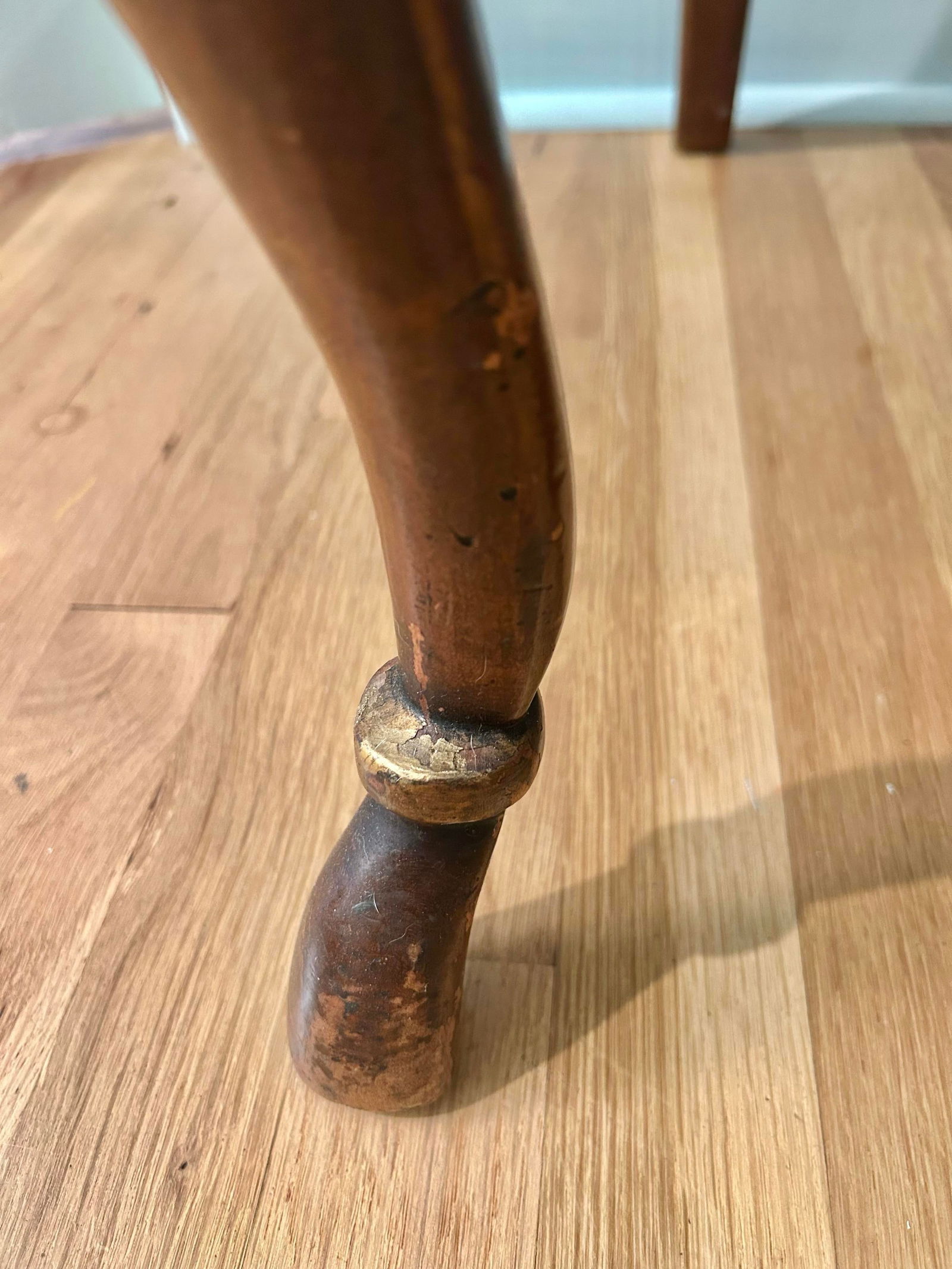 Late 20th Century Queen Anne Armchair Attributed to Drexel Heritage - 9