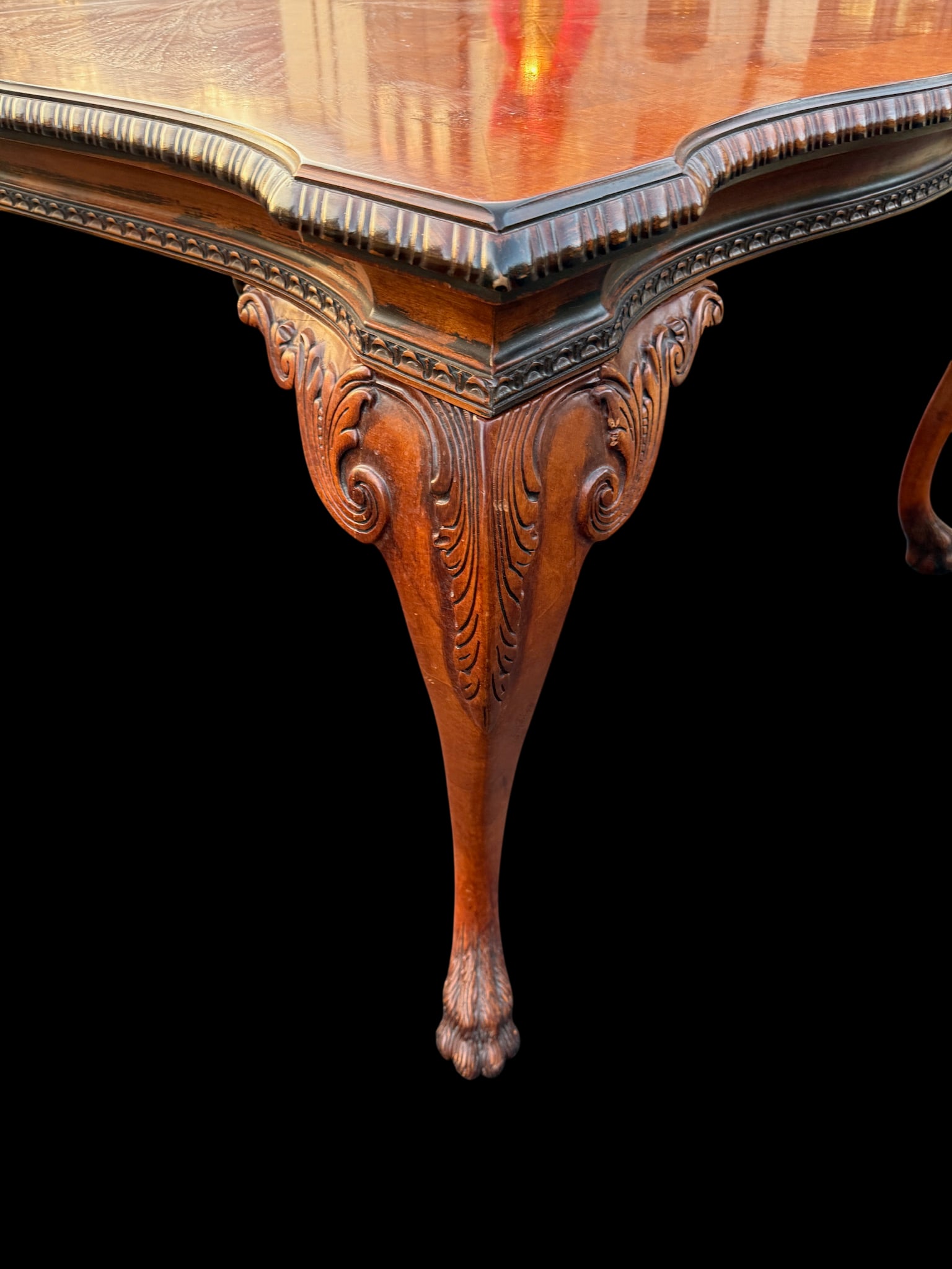 Hickory White Hampton Collection Extension Dining Table - 10