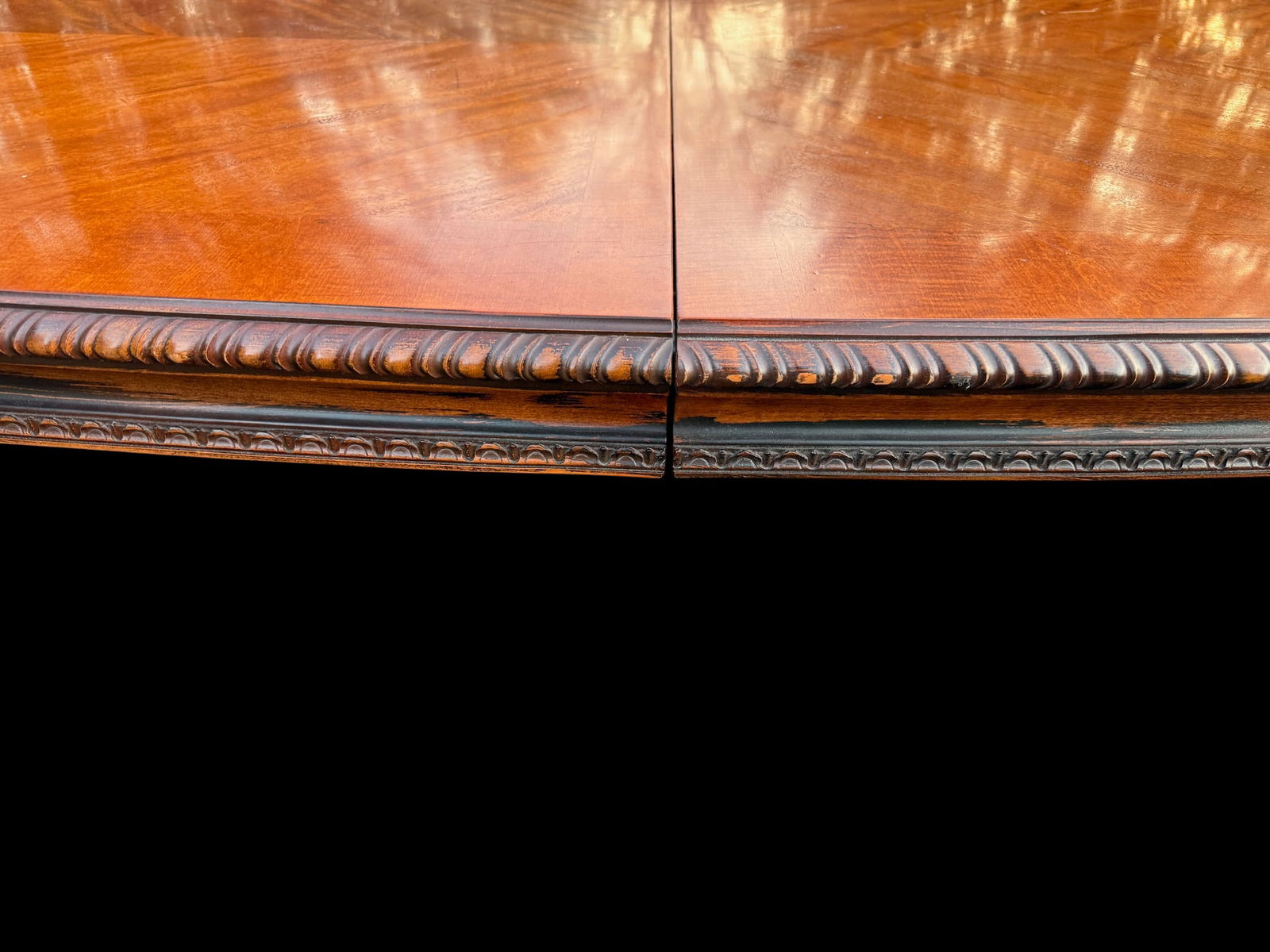 Hickory White Hampton Collection Extension Dining Table - 9