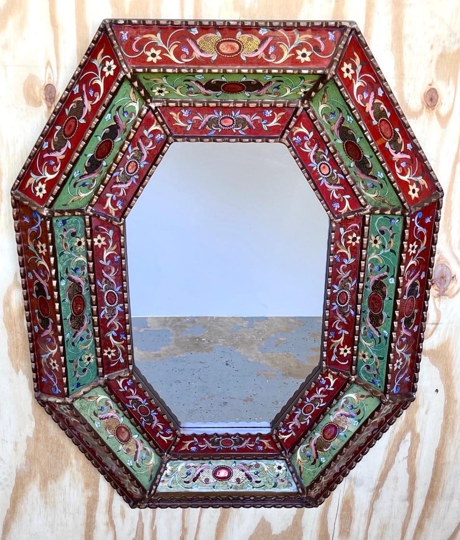 Spanish Colonial Style Giltwood and Verre Églomisé Mirror - 7