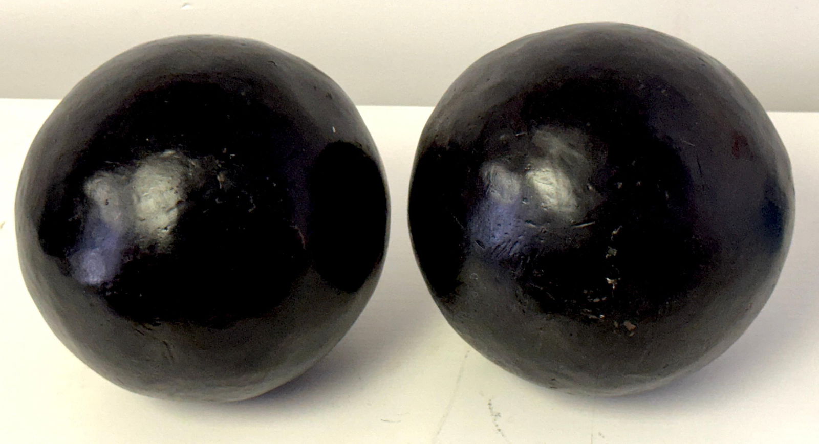 Graduated (9" & 7") Pair of Artisan Bronze Garden Balls / Sculptural Spheres - 16