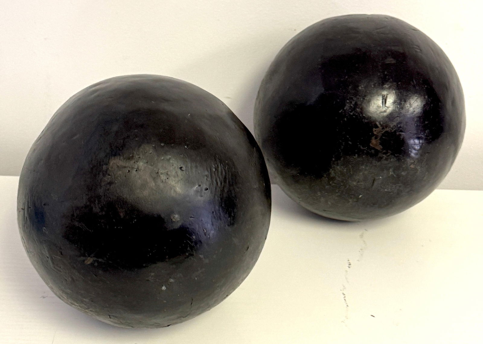 Graduated (9" & 7") Pair of Artisan Bronze Garden Balls / Sculptural Spheres - 5