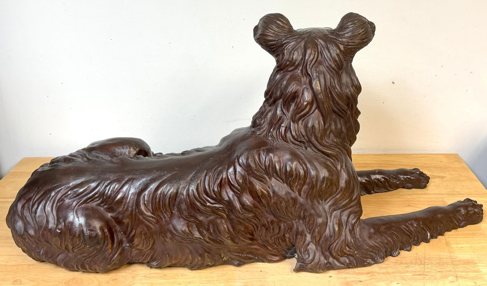 Large Life-Size Bronze Reclining Deerhound / Borzoi-Type Sculpture, 20th C Italy - 3