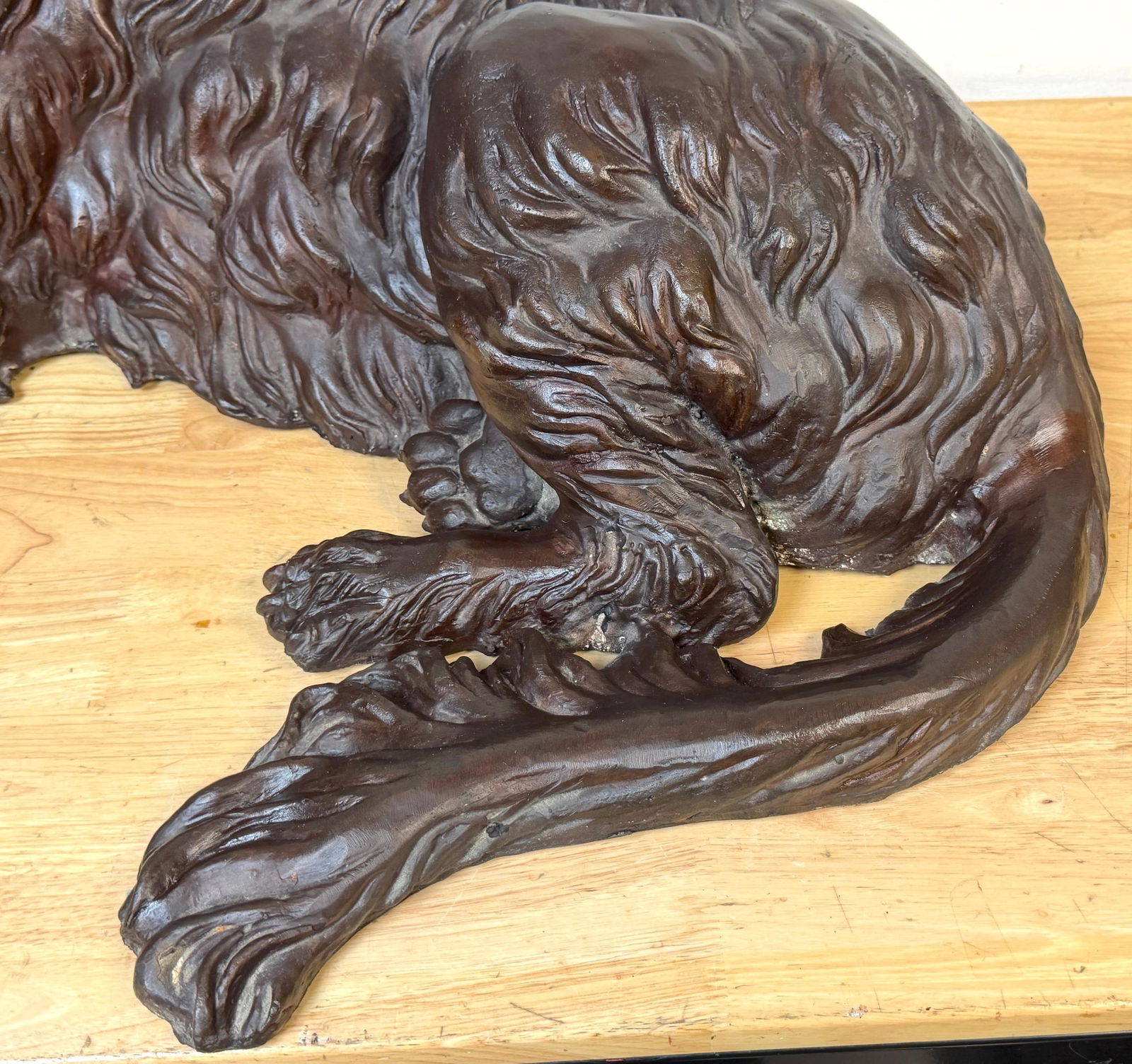 Large Life-Size Bronze Reclining Deerhound / Borzoi-Type Sculpture, 20th C Italy - 9