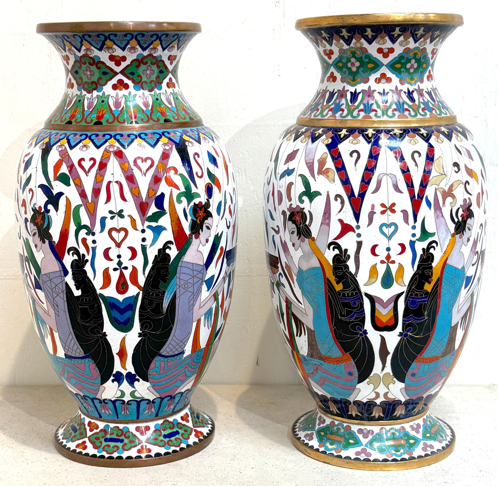 Pair of Chinese Cloisonné Vases with Egyptian Revival Motifs, Later 20th Century - 15