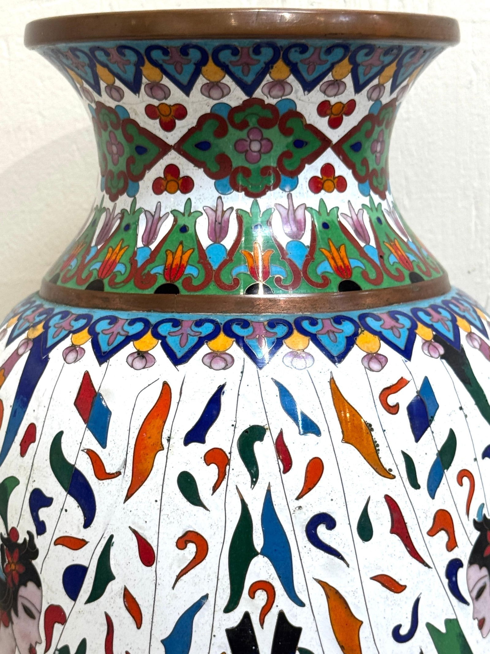 Pair of Chinese Cloisonné Vases with Egyptian Revival Motifs, Later 20th Century - 3