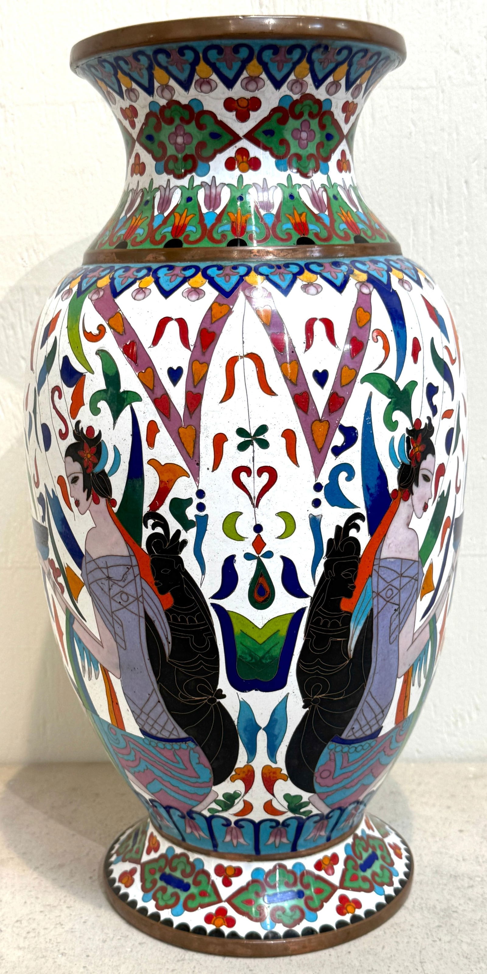 Pair of Chinese Cloisonné Vases with Egyptian Revival Motifs, Later 20th Century - 7