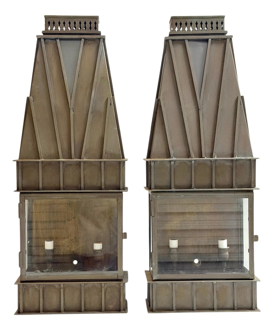Pair Architectural Georgian Gothic Bronze Exterior/Interior Wall Sconces: Pair of Architectural Georgian Gothic Bronze Exterior/Interior Wall SconcesÂ USA, circa 1960s A striking pair of architectural Georgian Gothic bronze exterior and interior wall sconces,