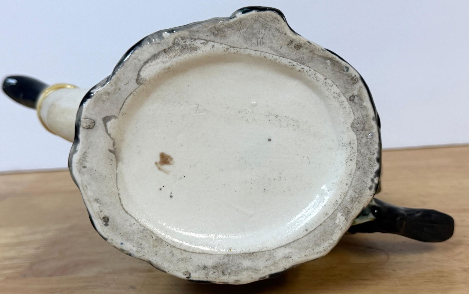 Victorian Majolica "Three-Legged Gentleman" Teapot, William Brownfield & Sons - 16