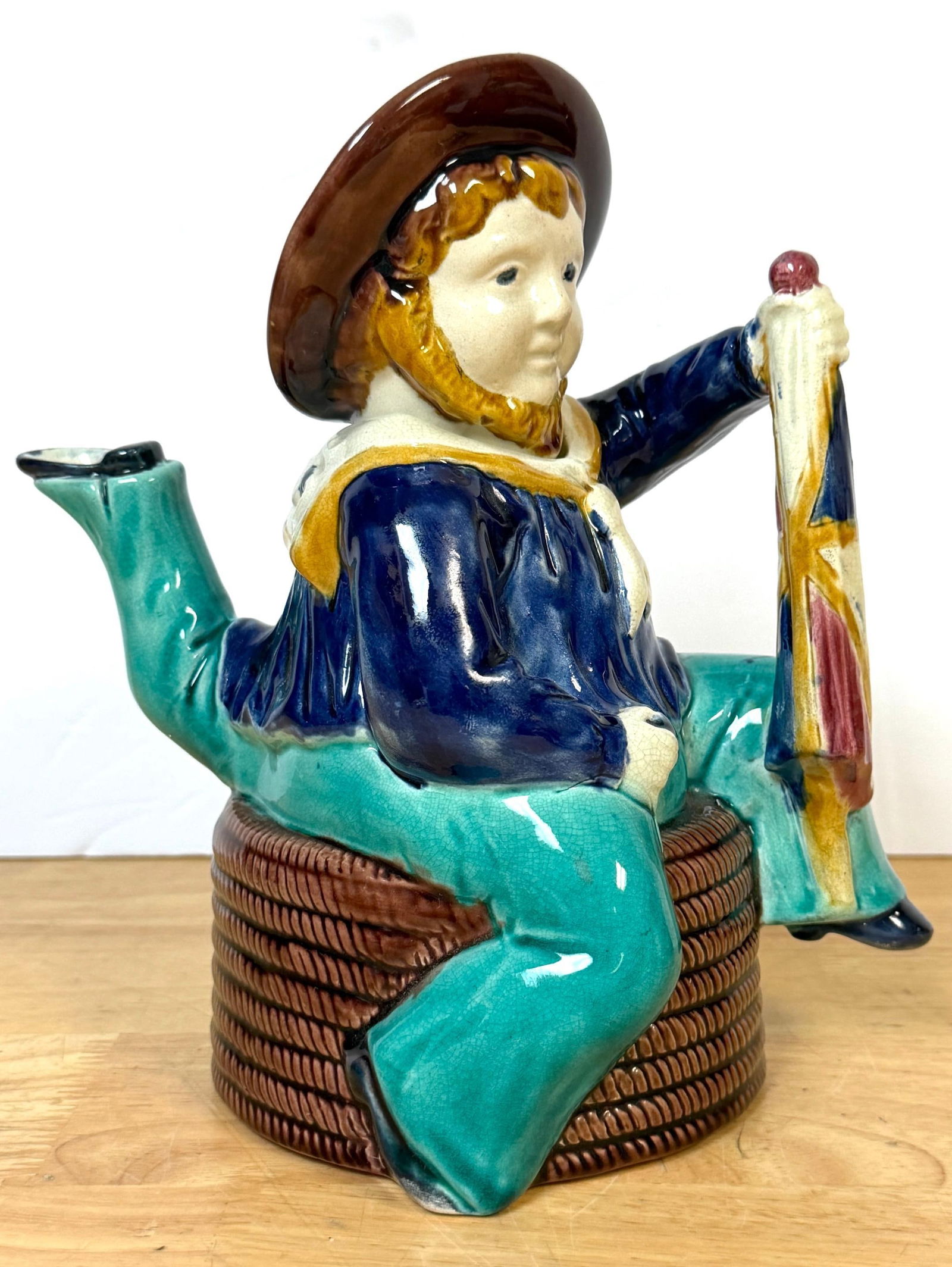 Victorian Majolica "Three-Legged Sailor" Teapot, Attributed William Brownfield - 4