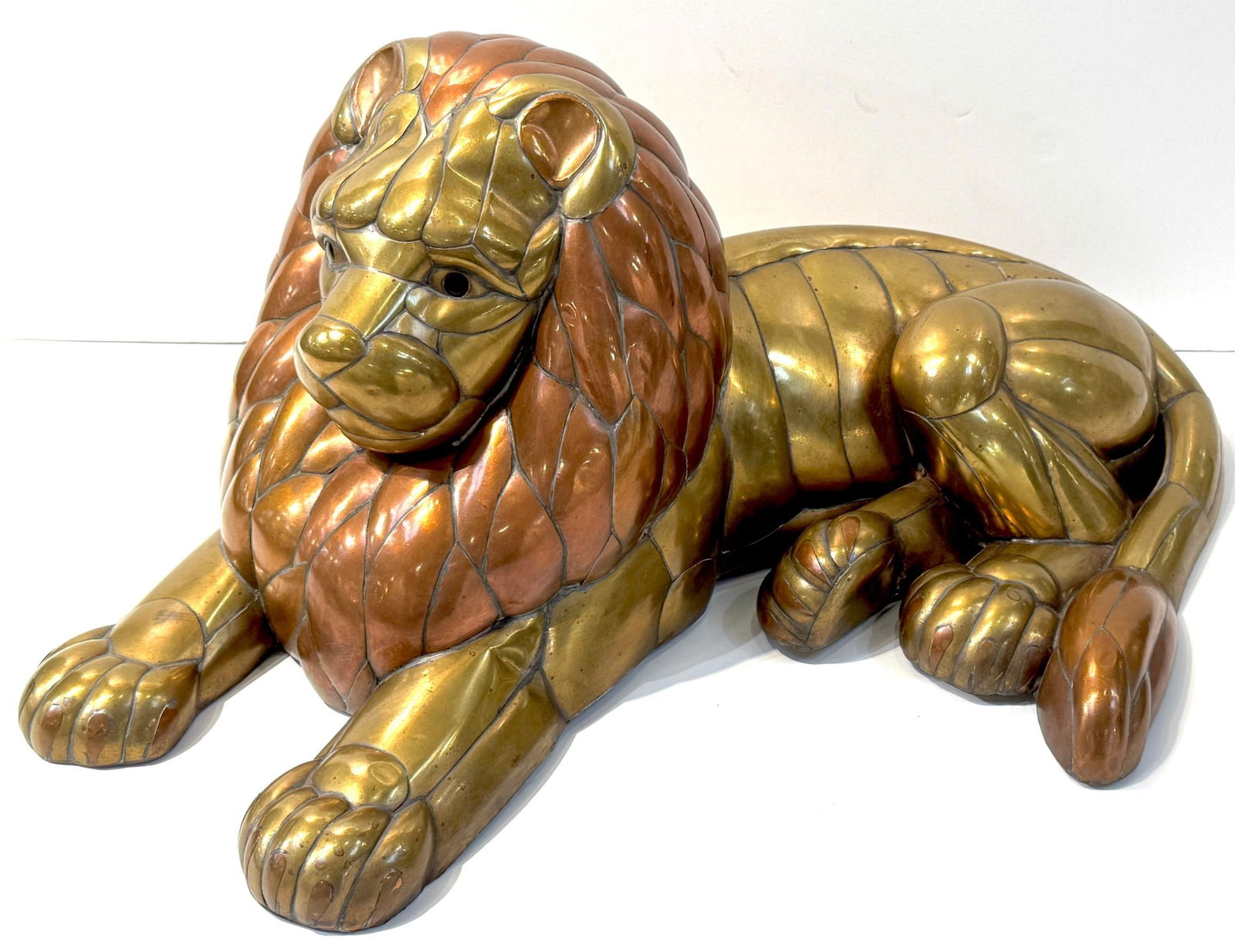 Large Copper & Brass Lion Sculpture Attributed to Sergio Bustamante Mexico, 1970 - 8