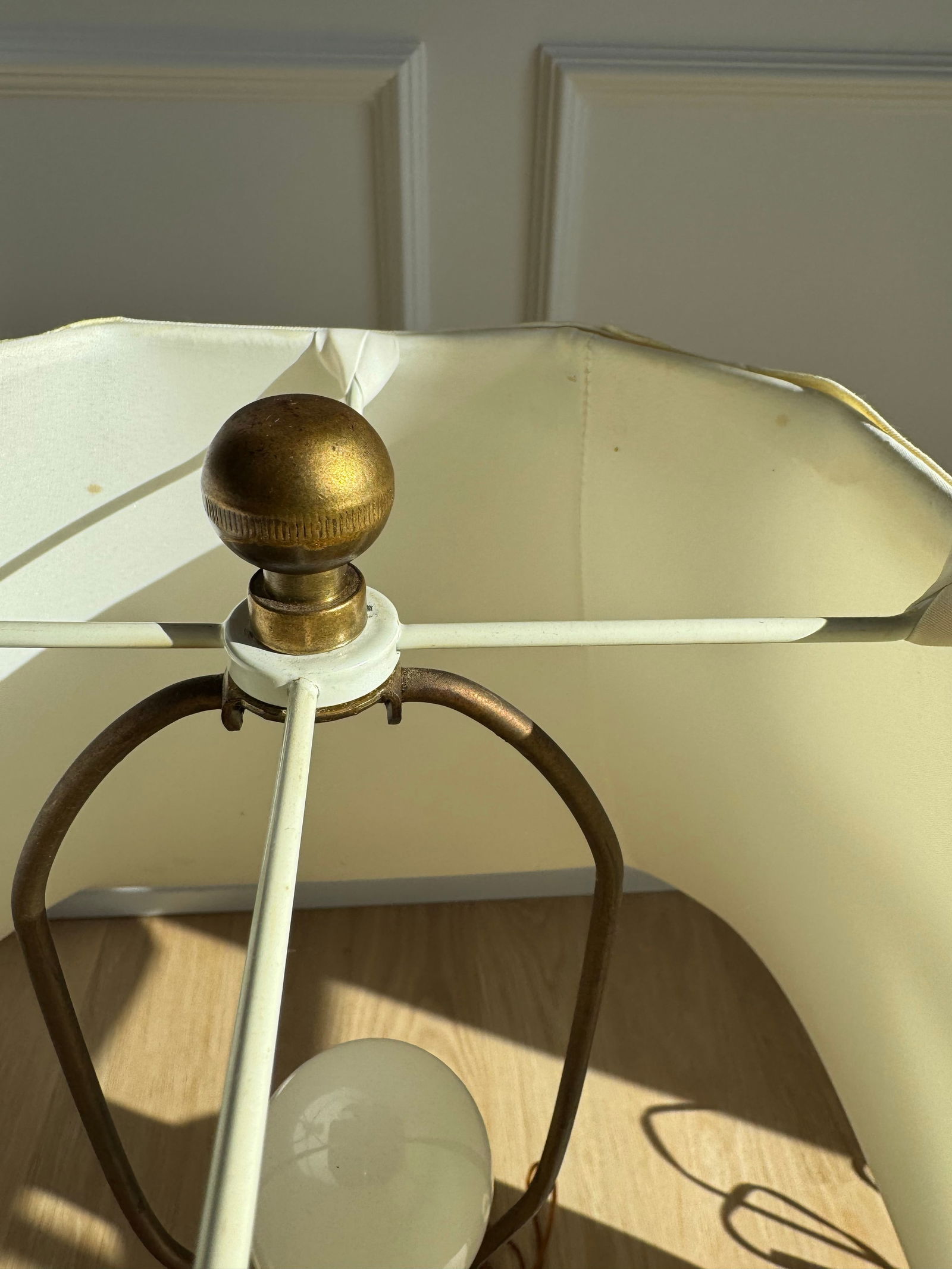 Pair of Frederick Cooper Hand-Painted Porcelain Ginger Jar Table Lamps, C. 1970s - 5