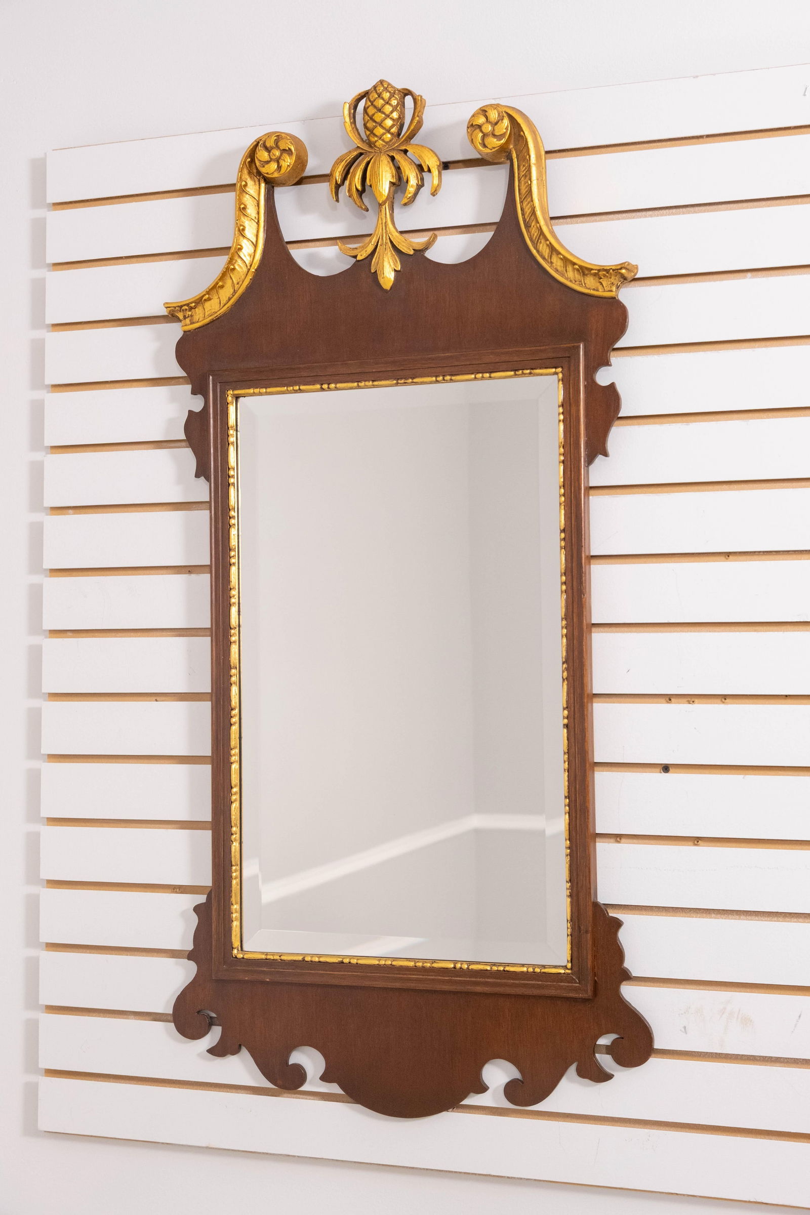 Friedman Brothers Chippendale Mahogany With Gold Mirror - 2