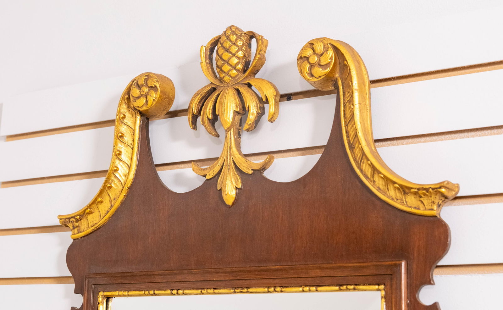 Friedman Brothers Chippendale Mahogany With Gold Mirror - 5