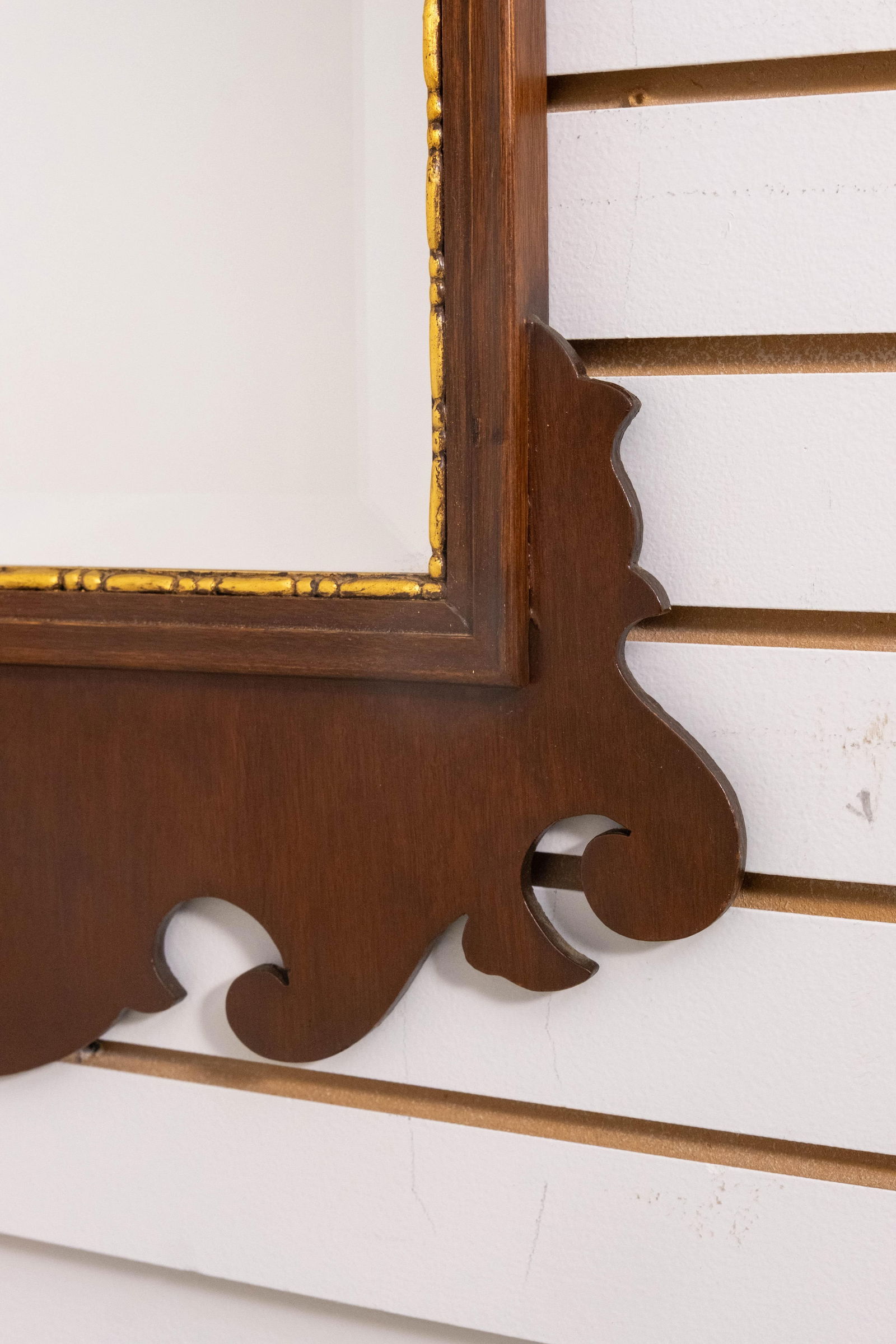 Friedman Brothers Chippendale Mahogany With Gold Mirror - 6