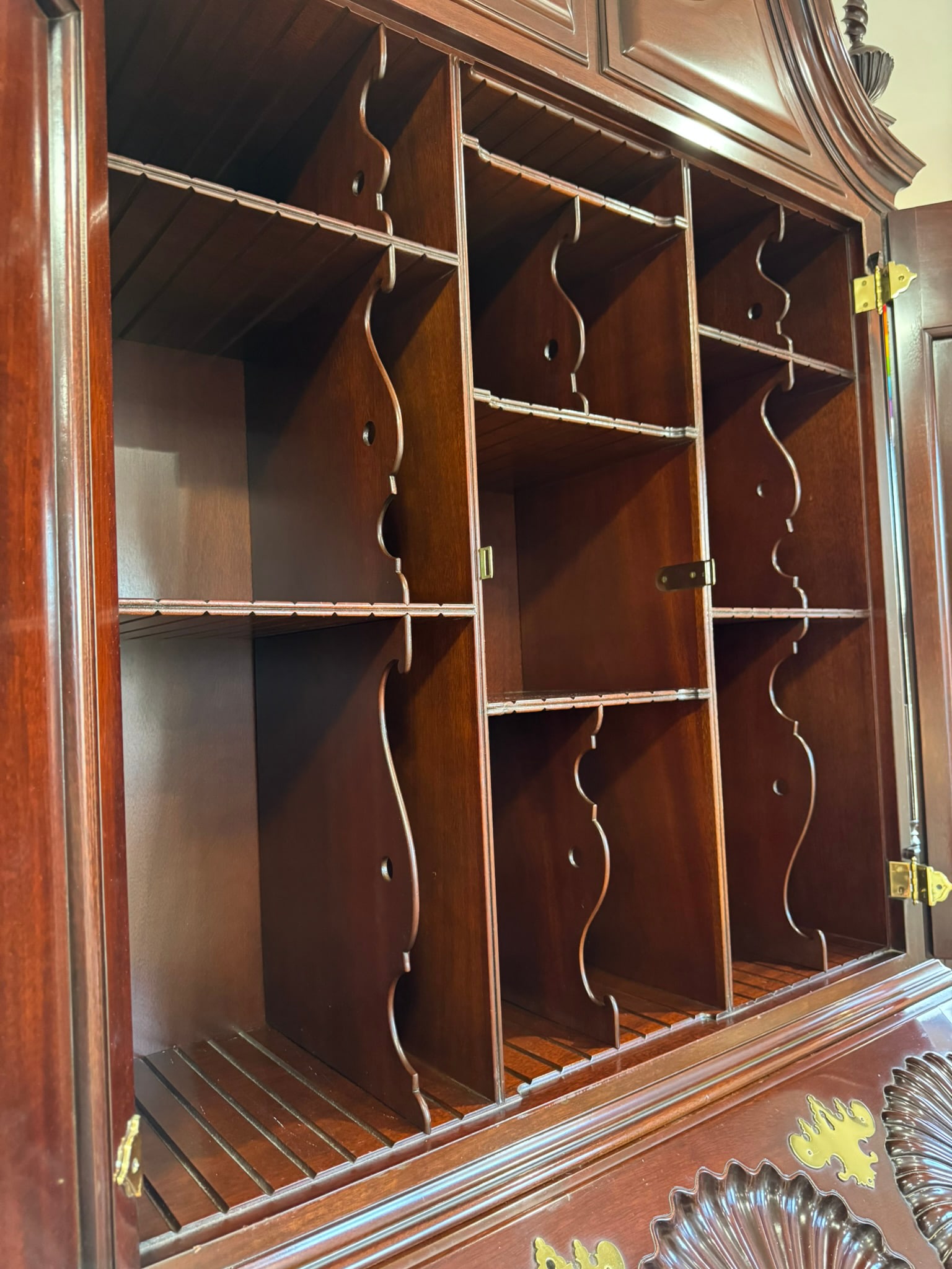 Kindel Winterthur Mahogany Secretary Desk | Colonial Chippendale Style | Solid Wood Vintage Cabinet - 14