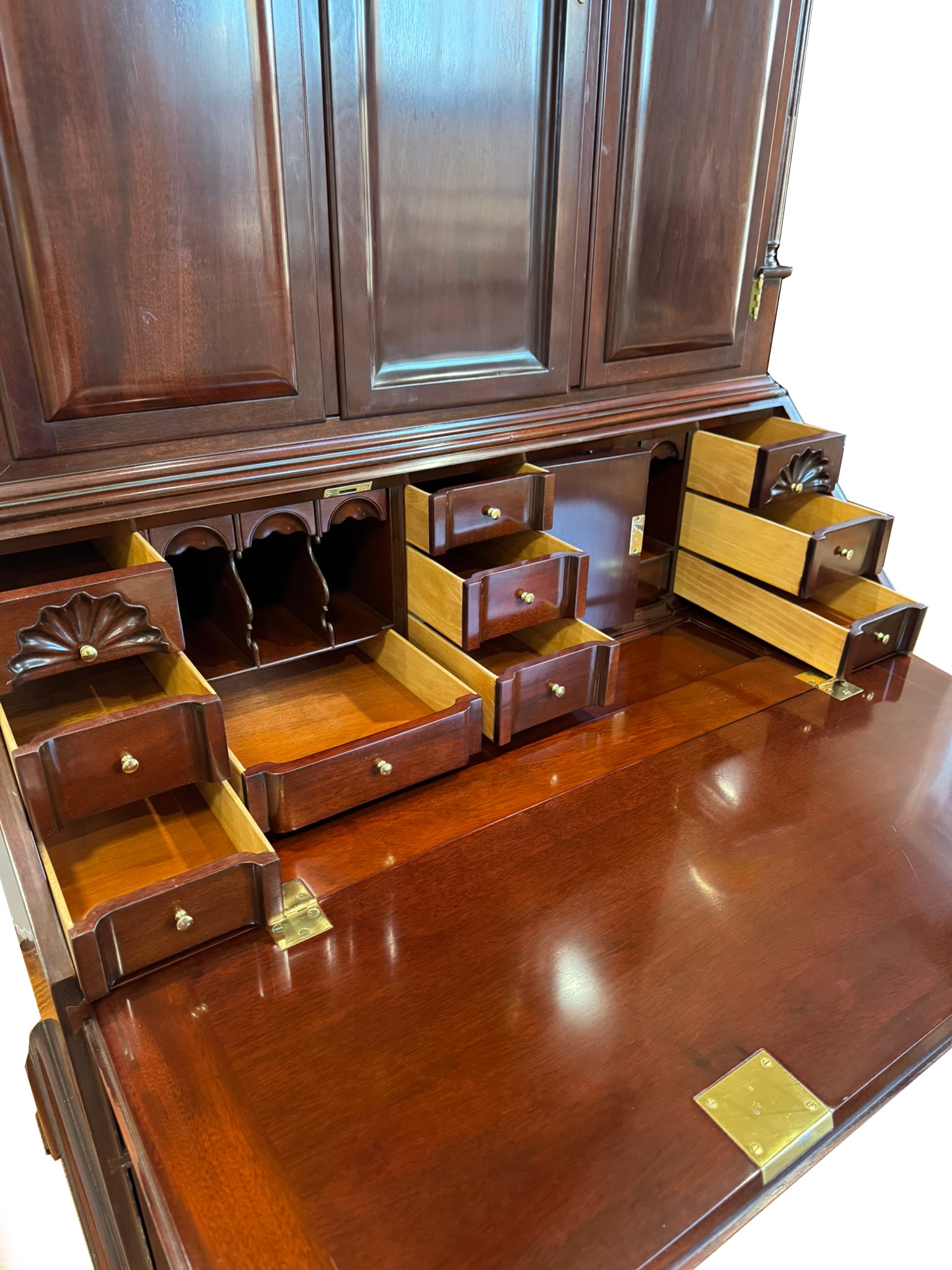 Kindel Winterthur Mahogany Secretary Desk | Colonial Chippendale Style | Solid Wood Vintage Cabinet - 17