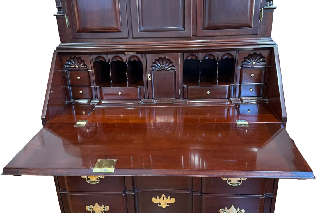 Kindel Winterthur Mahogany Secretary Desk | Colonial Chippendale Style | Solid Wood Vintage Cabinet - 4