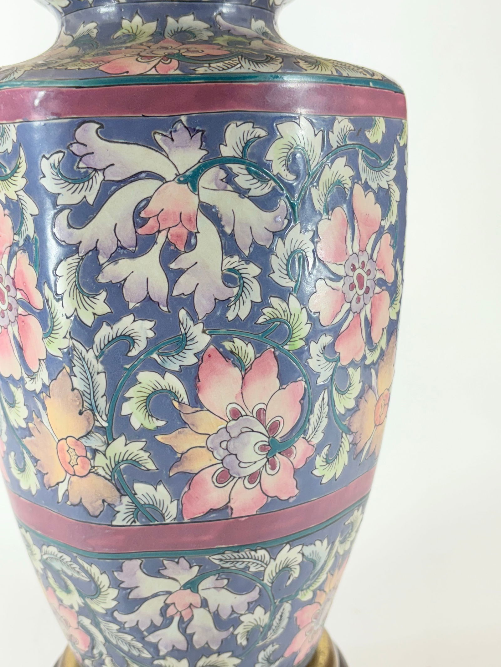 Vintage Frederick Cooper Hand Painted Floral Chinoiserie Lamp, With: Original F. C. Shade. - 6