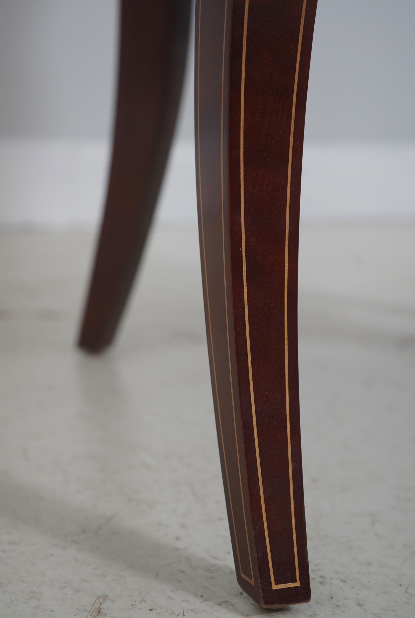 Set of 8 John Widdicomb Neoclassical Klismos Dining Room Chairs - 10