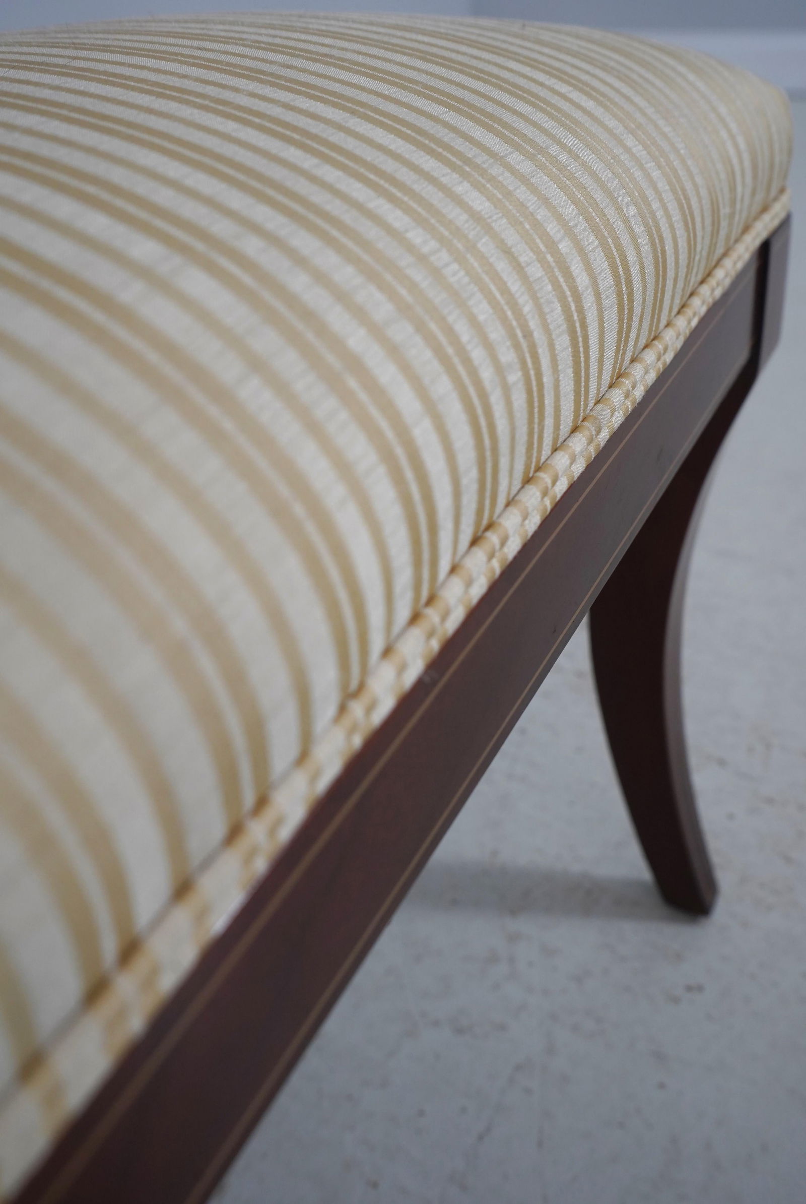 Set of 8 John Widdicomb Neoclassical Klismos Dining Room Chairs - 15