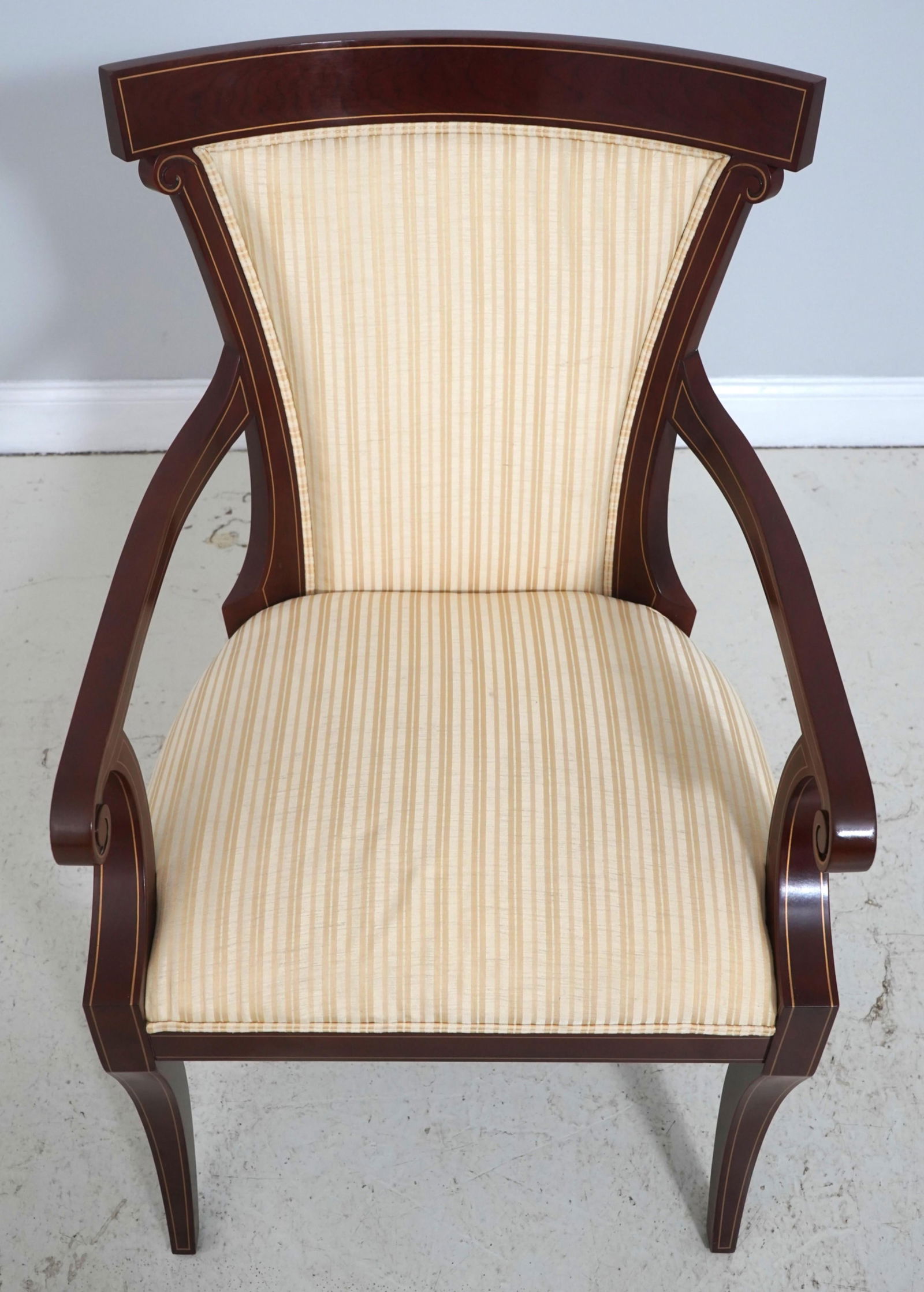 Set of 8 John Widdicomb Neoclassical Klismos Dining Room Chairs - 2