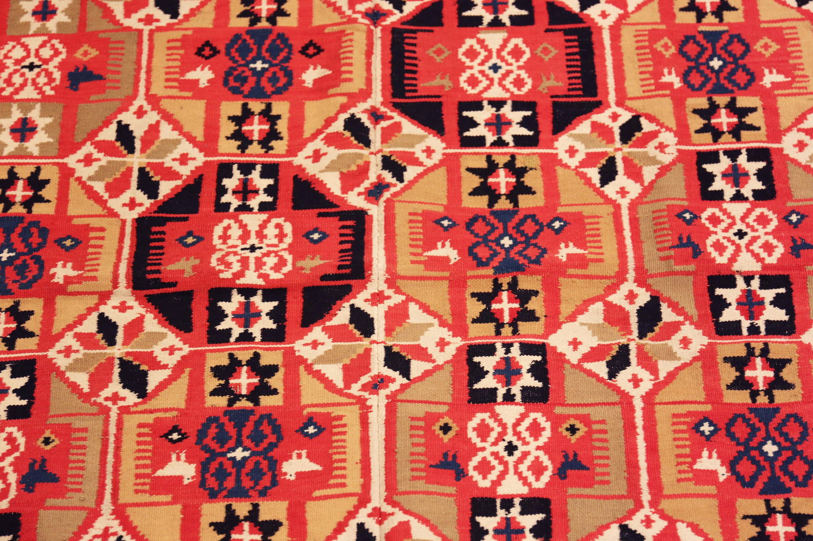 Nazmiyal Collection Antique Scandinavian Folk Quilt - 4