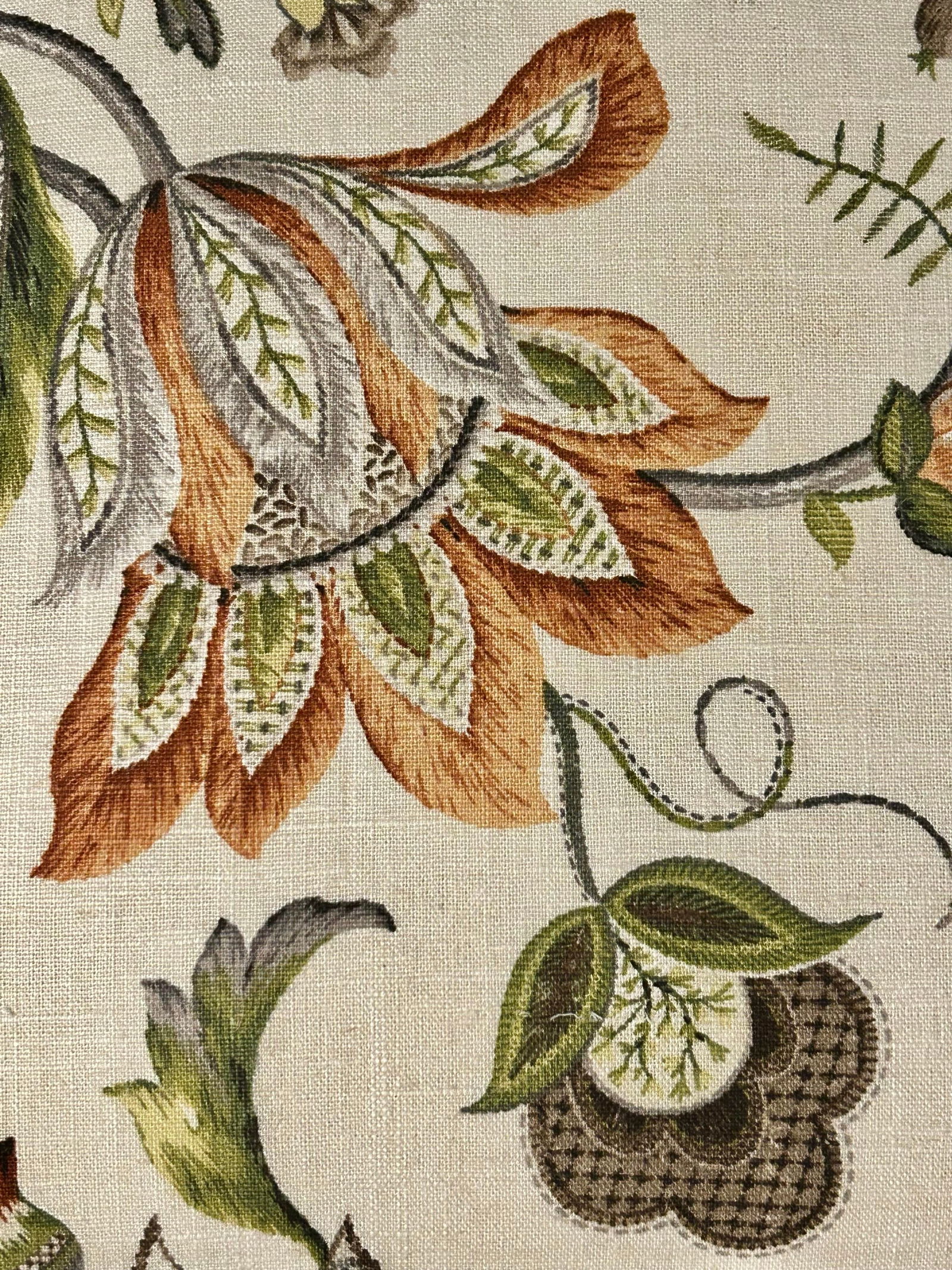 Vintage Thomasville Chippendale Side Chairs With Botanical Linen Upholstery - A Pair - 11