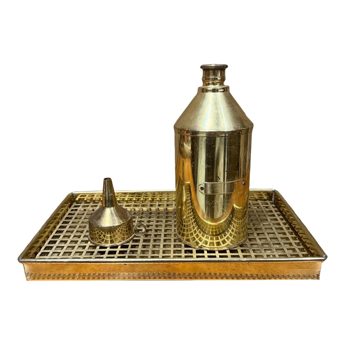 G v Harnisch Denmark Brass Marine Nautical Set Lamp Flask Tray: For your consideration, a vintage set made by G V Harnisch in Denmark Brass. Marine nautical flask tray & set lamp. Stamped by maker. Denmark circa the 1960s. Dimensions: Tray 1.25" H x 7.75" D x
