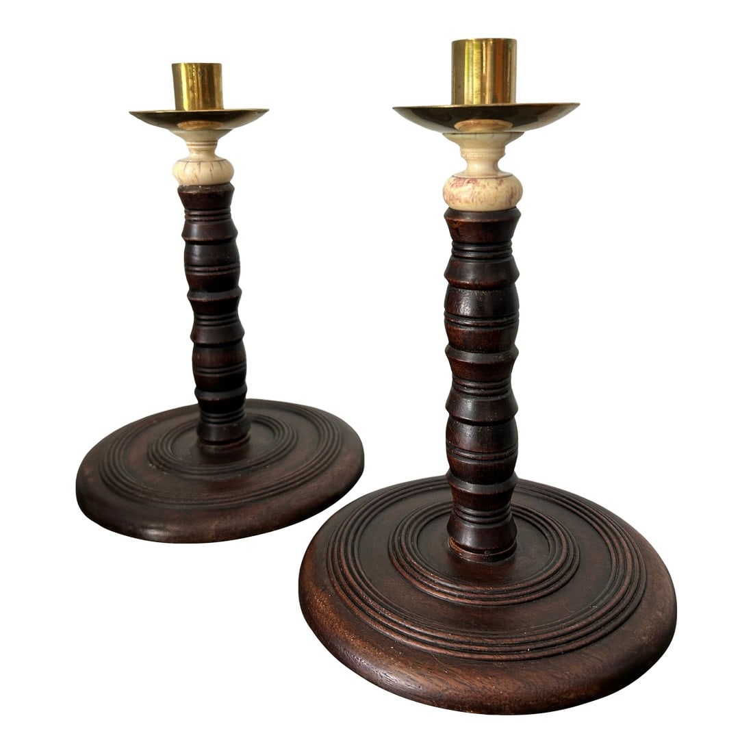 Pair of Antique English Oak Barley Twist Candlesticks With Brass Bobeches, Victorian C. 1890: Pair of Antique English Oak Barley Twist Candlesticks with Brass Bobeches, Victorian c. 1890 This elegant pair of antique English turned candlesticks showcases timeless Victorian craftsmanship and