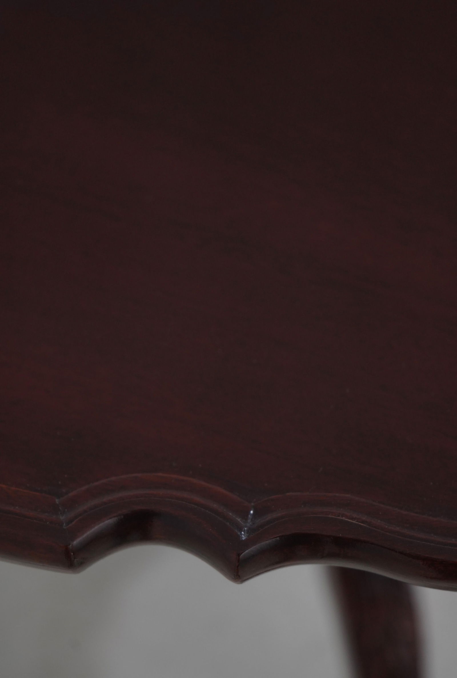 Baker Mahogany Round Tilt-Top Piecrust Table - 6