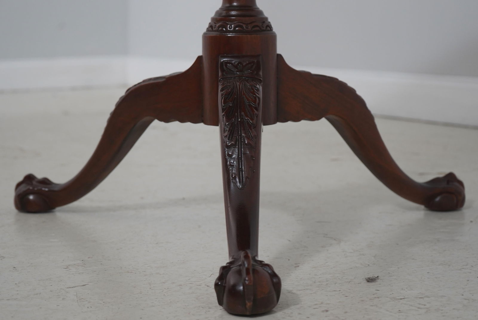 Baker Mahogany Round Tilt-Top Piecrust Table - 8