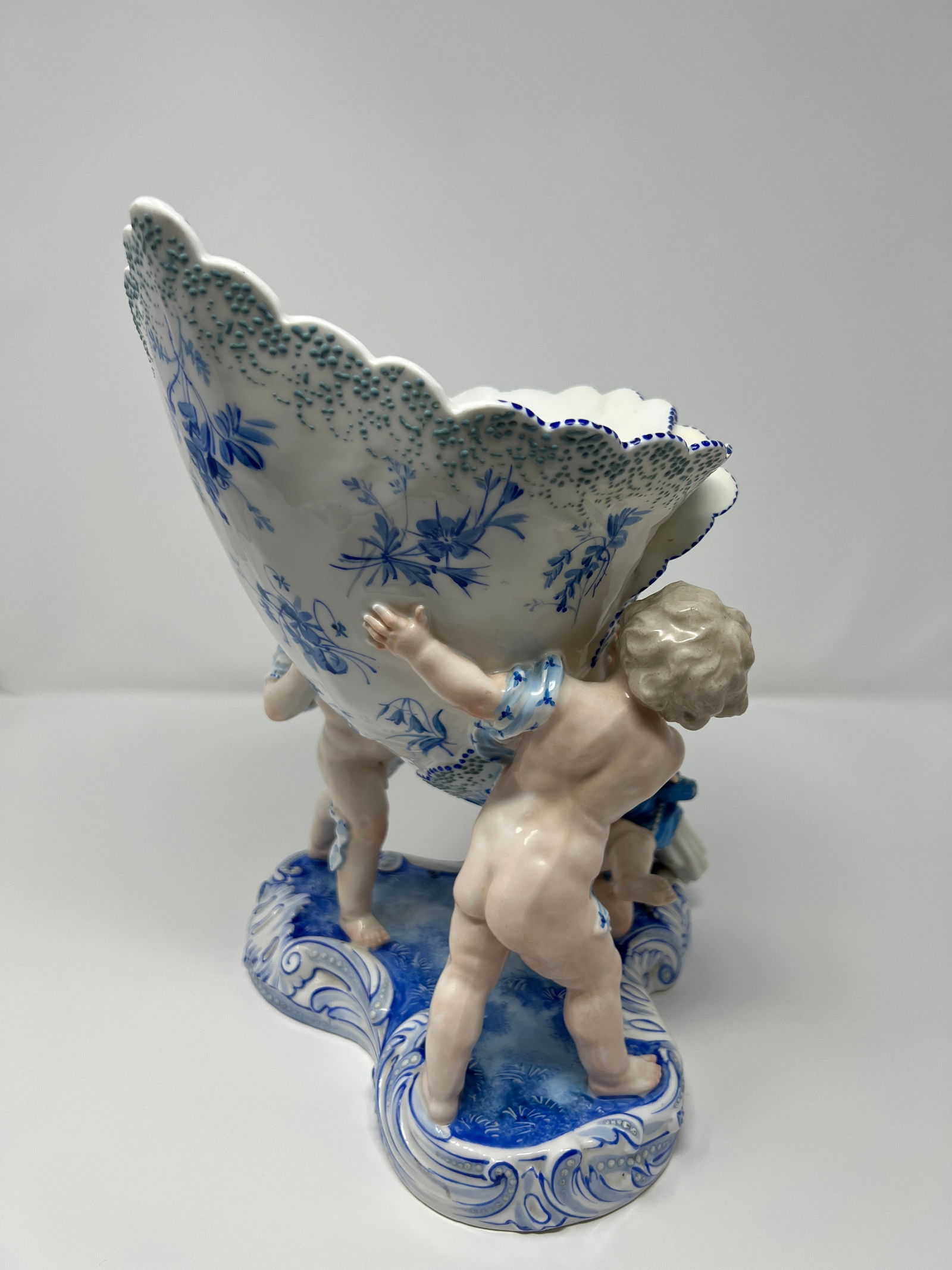 Antique Rococo-Revival Figural Spill Vase With Cherubs - 7