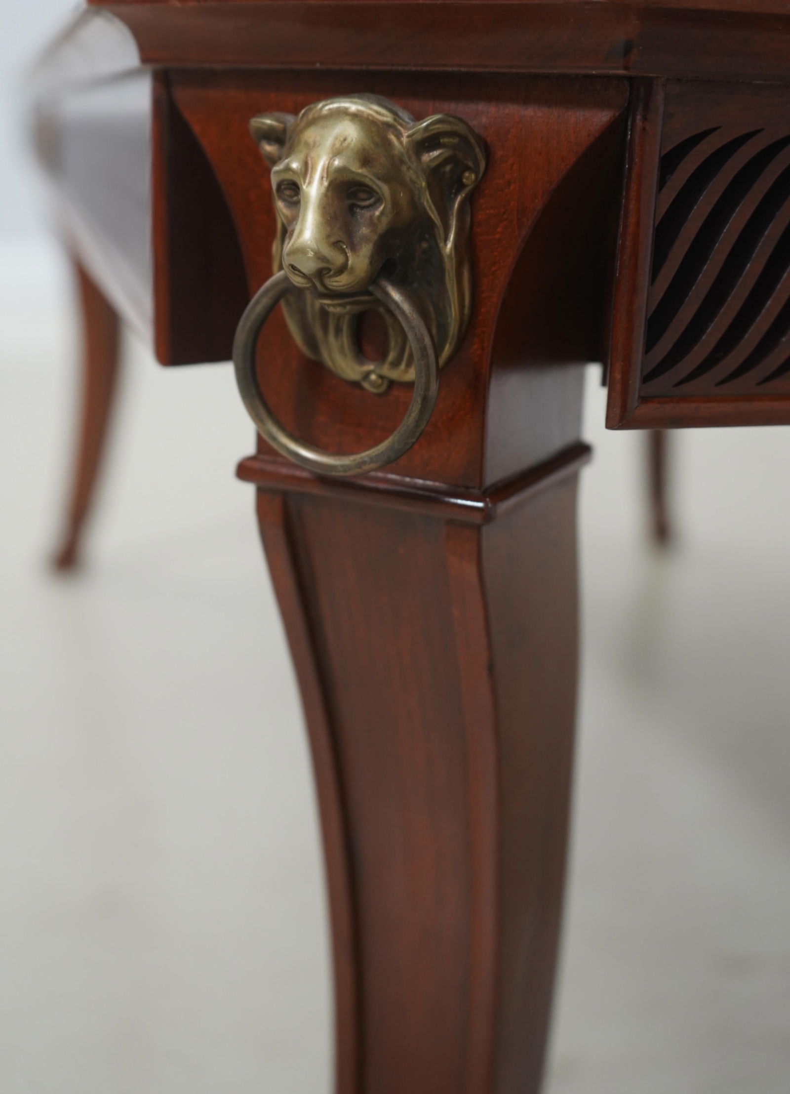 John Widdicomb Neoclassical Inlaid Mahogany Cocktail Coffee Table - 7