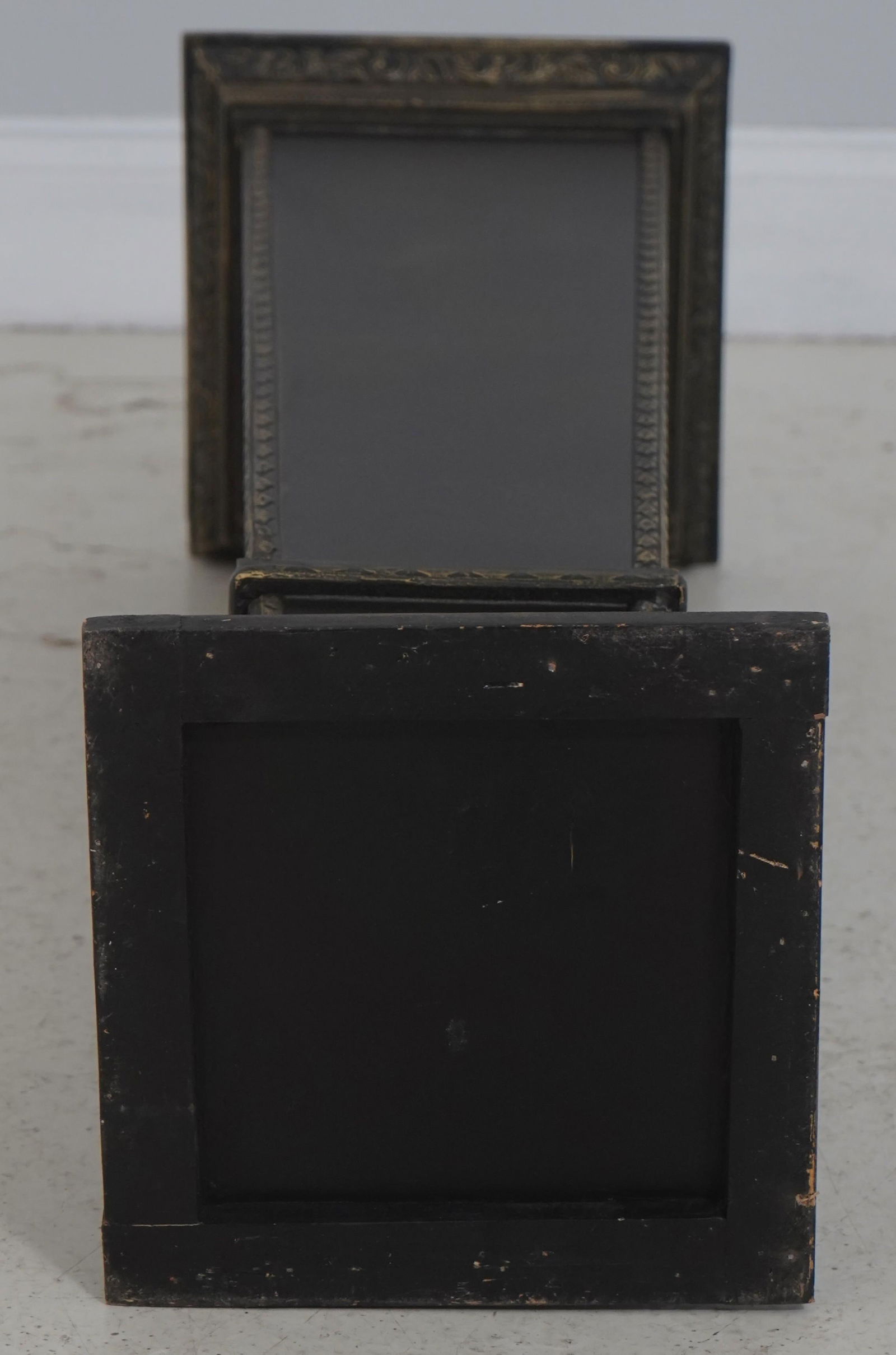 Pair of Decorative Display Pedestal Plant Stands - 10