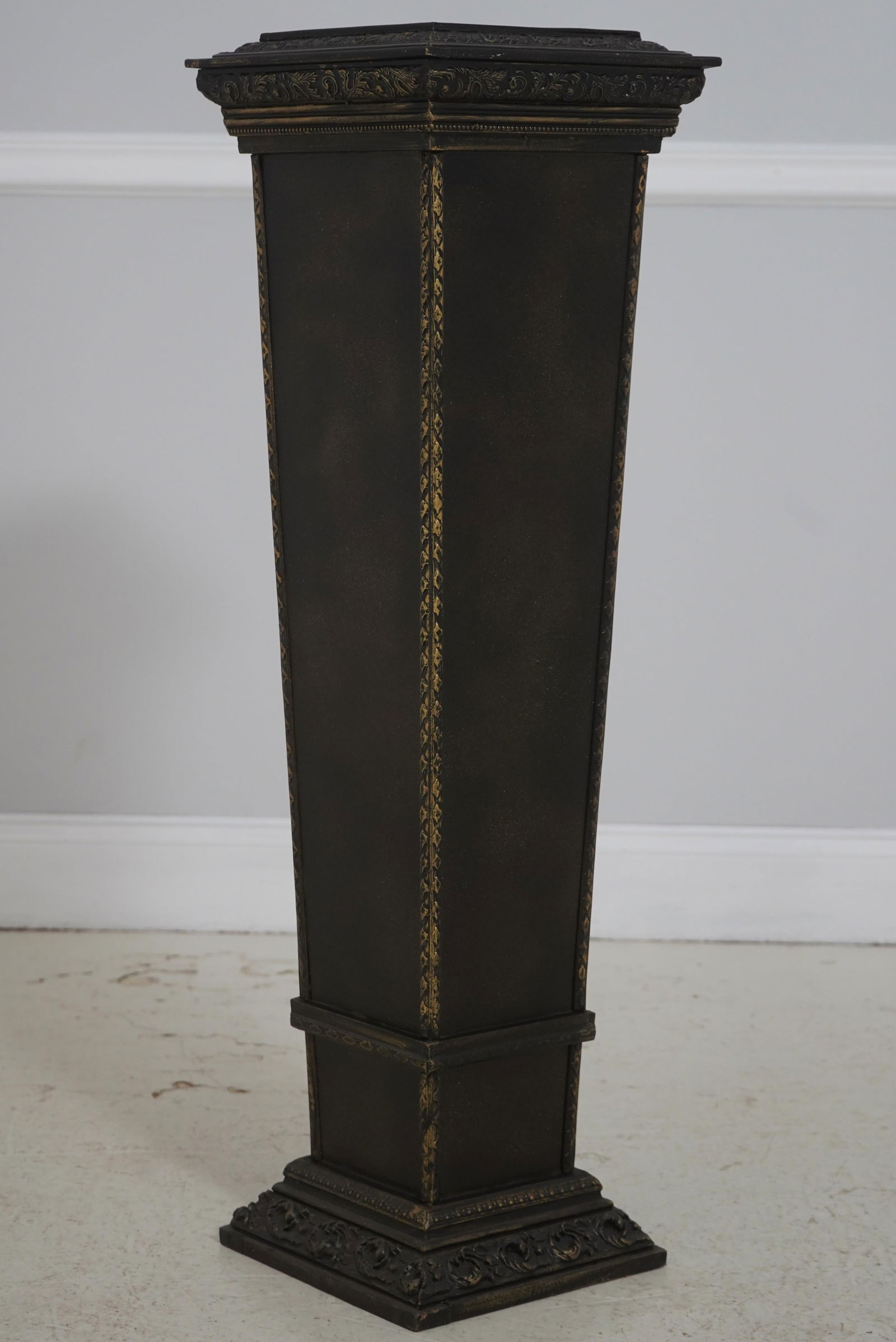 Pair of Decorative Display Pedestal Plant Stands - 2