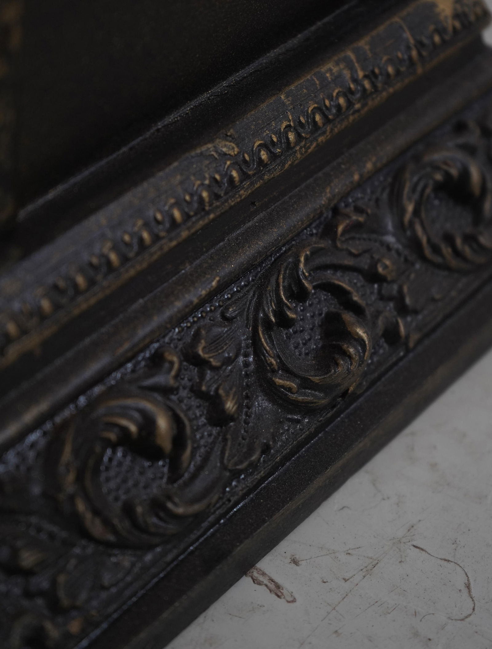 Pair of Decorative Display Pedestal Plant Stands - 7