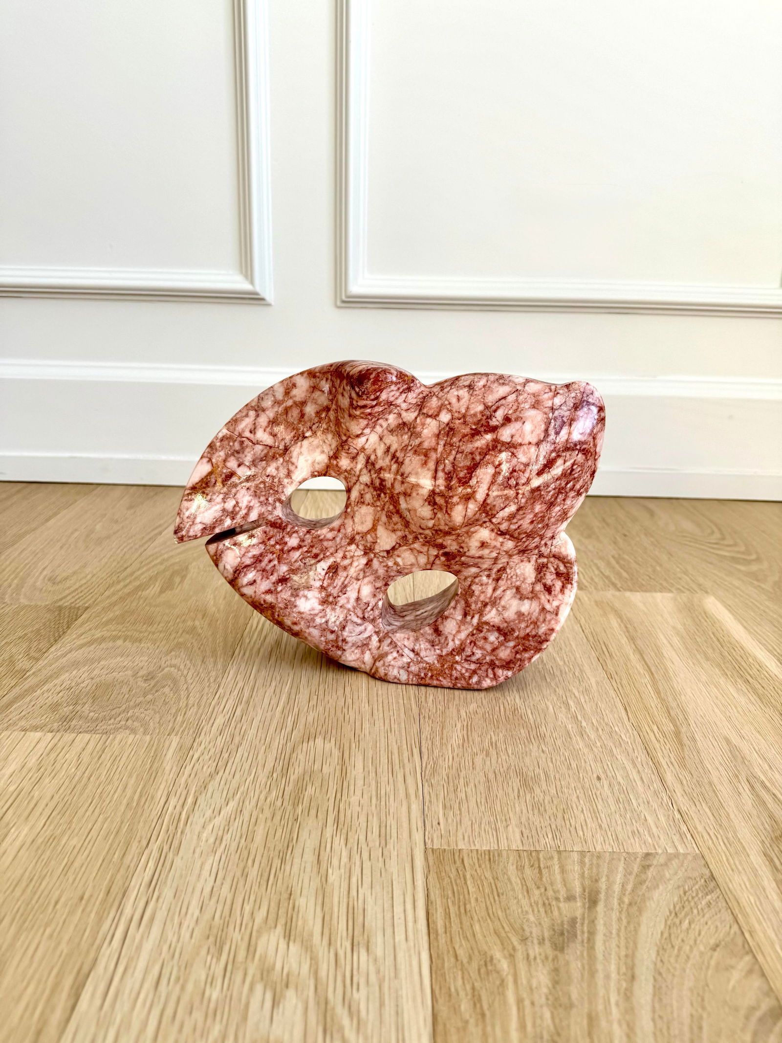 Mid 20th Century Modern Abstract Fish Sculpture in Rosa Portogallo Marble - 2