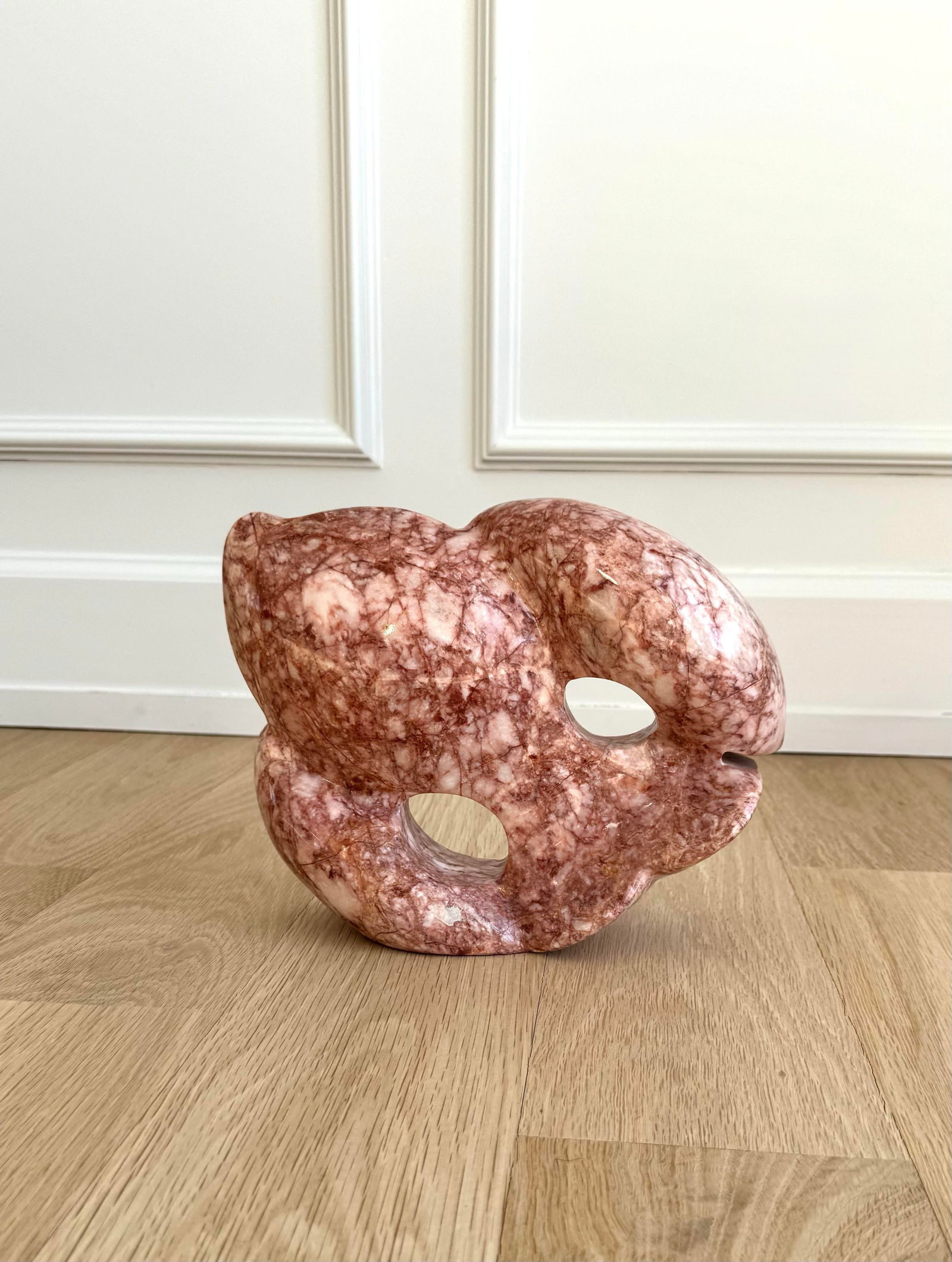 Mid 20th Century Modern Abstract Fish Sculpture in Rosa Portogallo Marble - 3