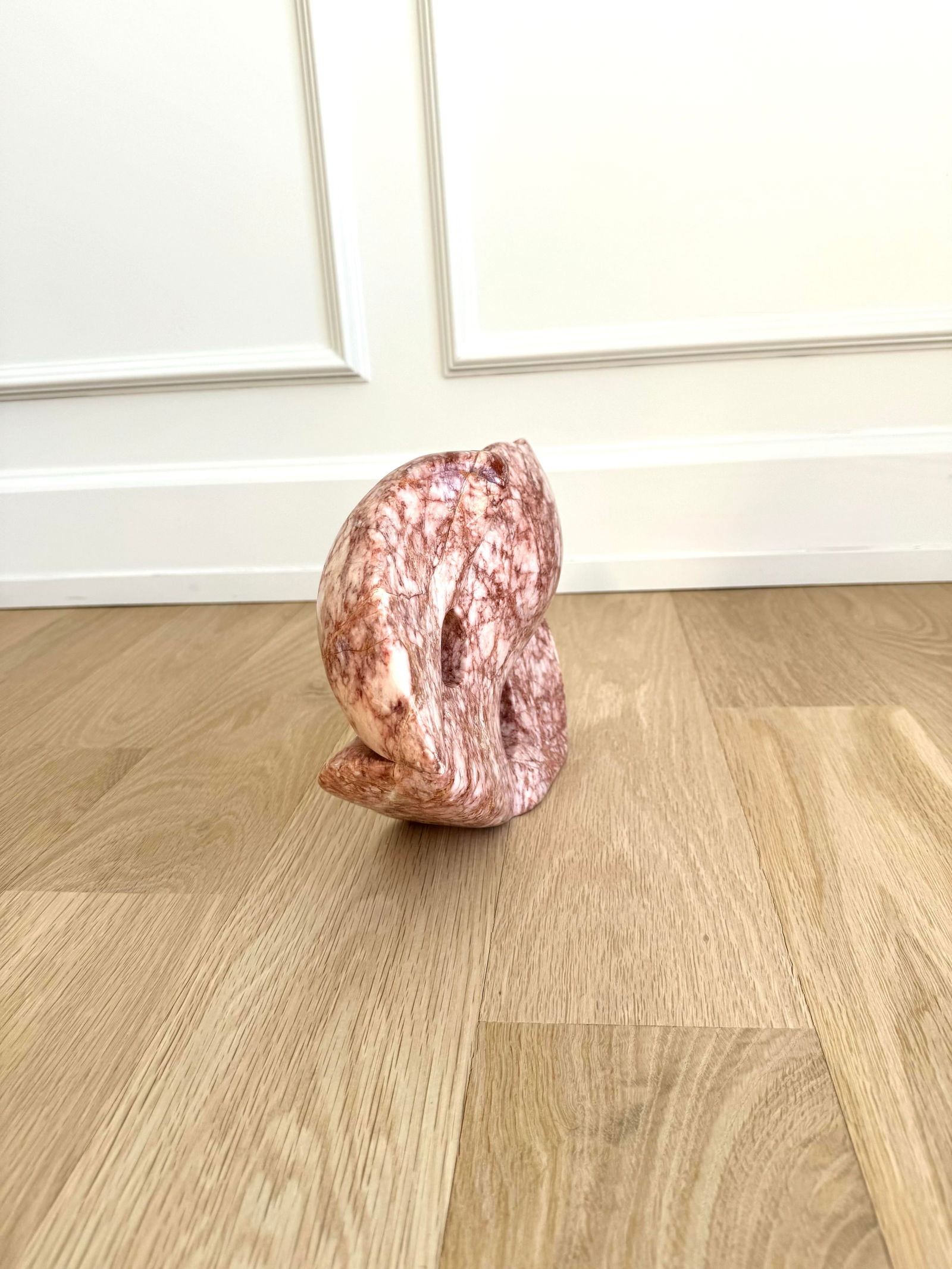 Mid 20th Century Modern Abstract Fish Sculpture in Rosa Portogallo Marble - 5