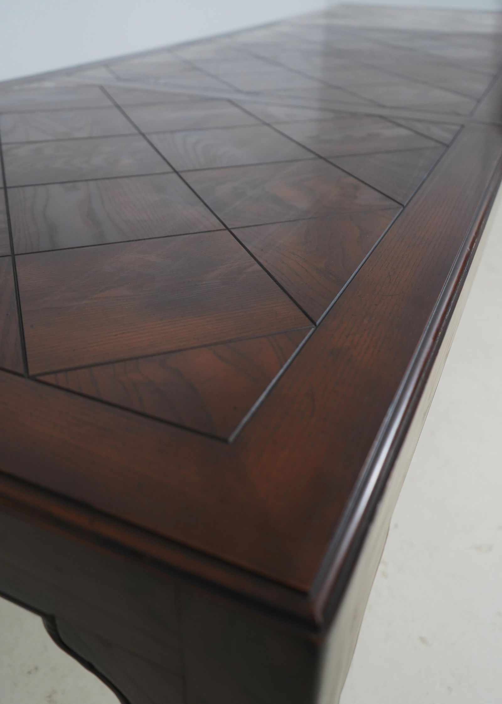 Baker Oak Dining Table With Two Leaves - 15