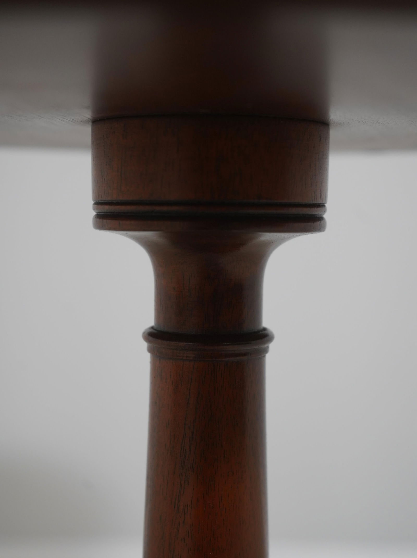 Henkel Harris Mahogany Round Pedestal Side Table Candle Stand - 7