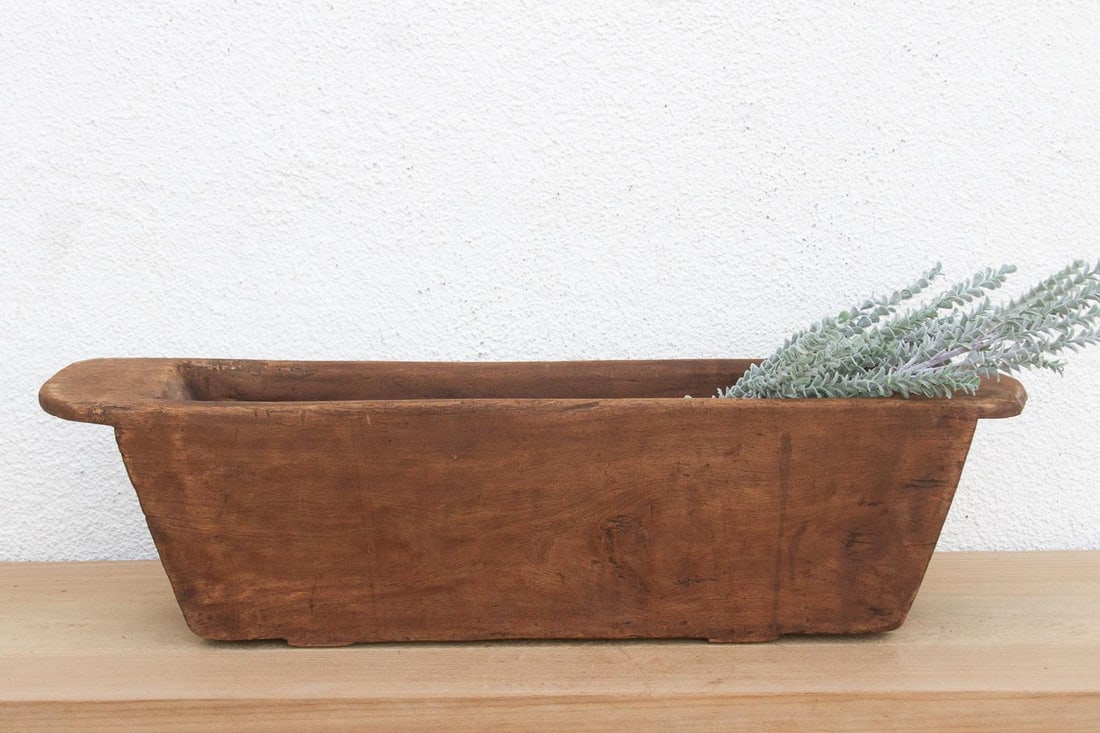 32" Long Rustic Farmhouse Dough Trough - 2
