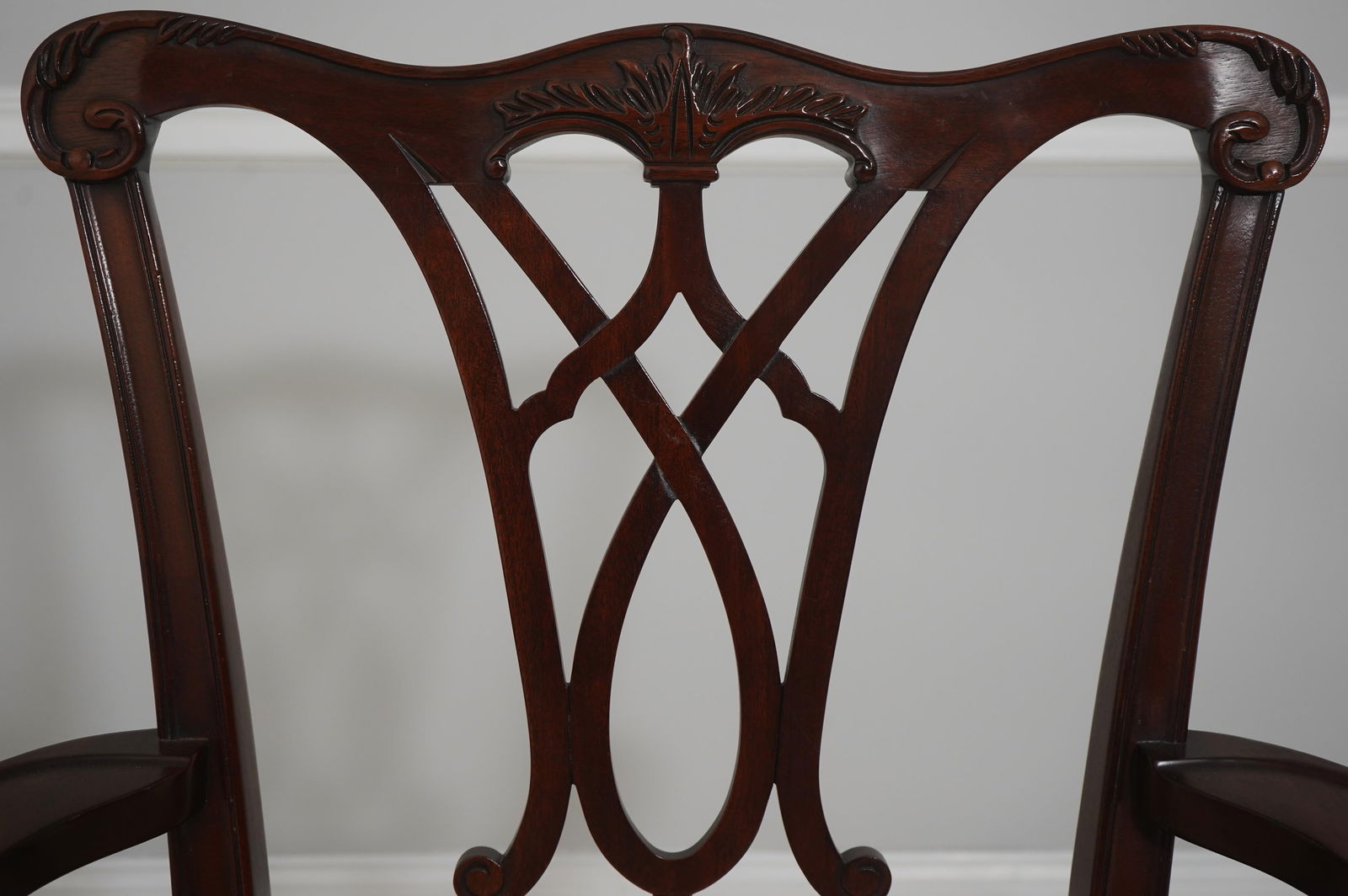 Set of 8 Henkel Harris Mahogany Dining Chairs - 5