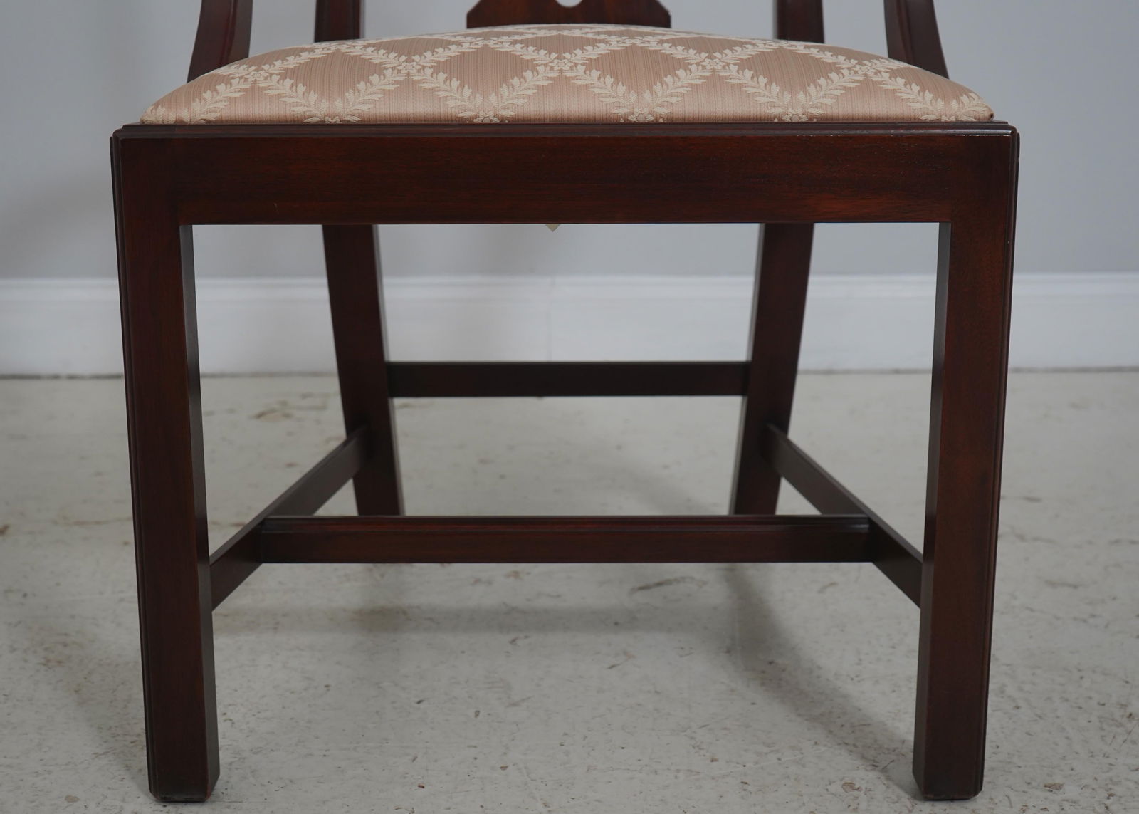 Set of 8 Henkel Harris Mahogany Dining Chairs - 9
