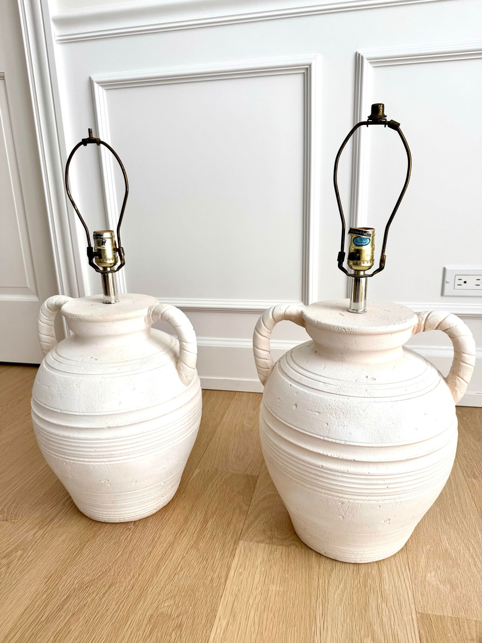 Rare Signed Sculptural, Hand-Made Danish Plaster Amphora Table Lamps by S + Mind, 1987, a Pair - 10
