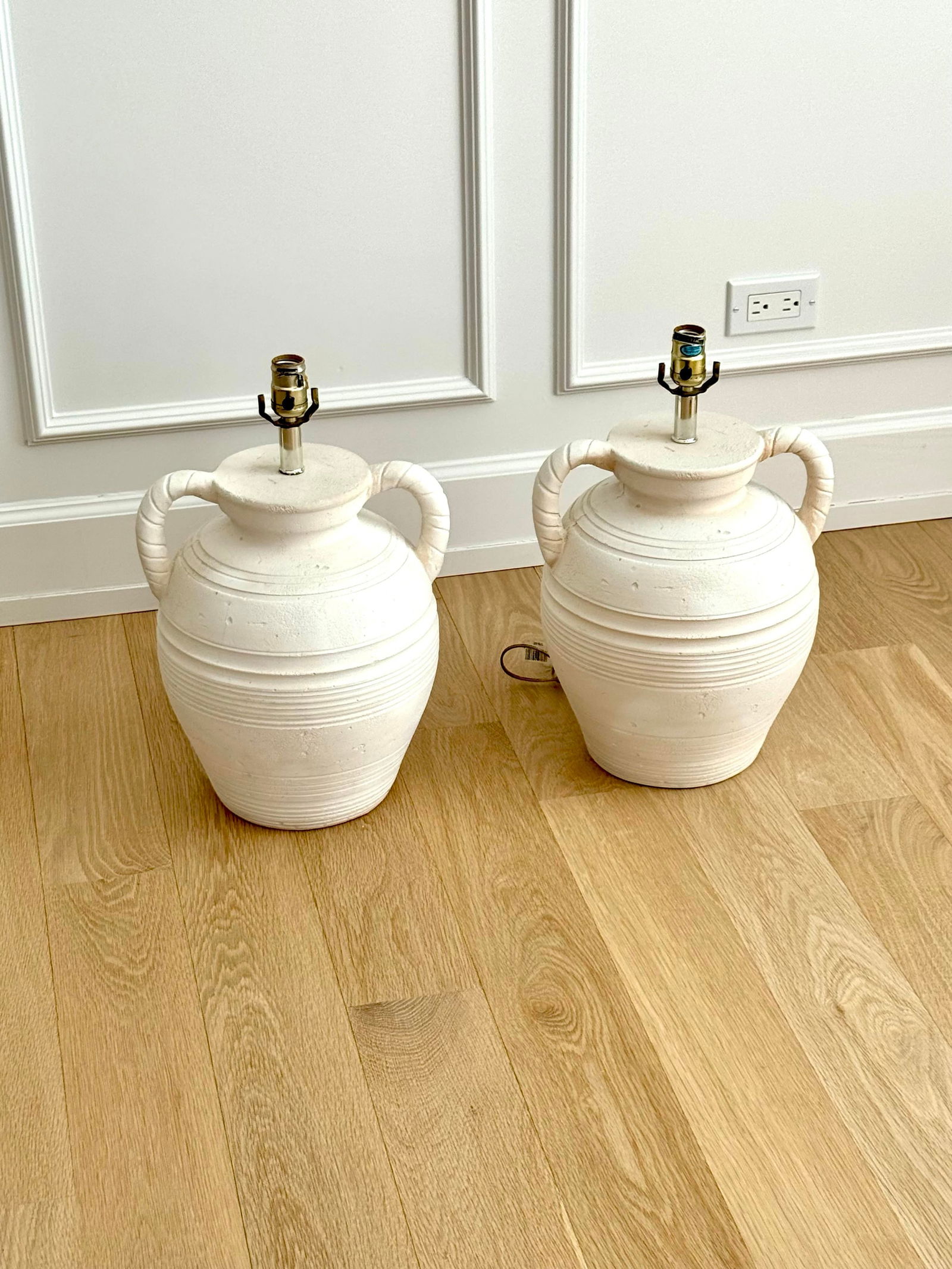 Rare Signed Sculptural, Hand-Made Danish Plaster Amphora Table Lamps by S + Mind, 1987, a Pair - 5