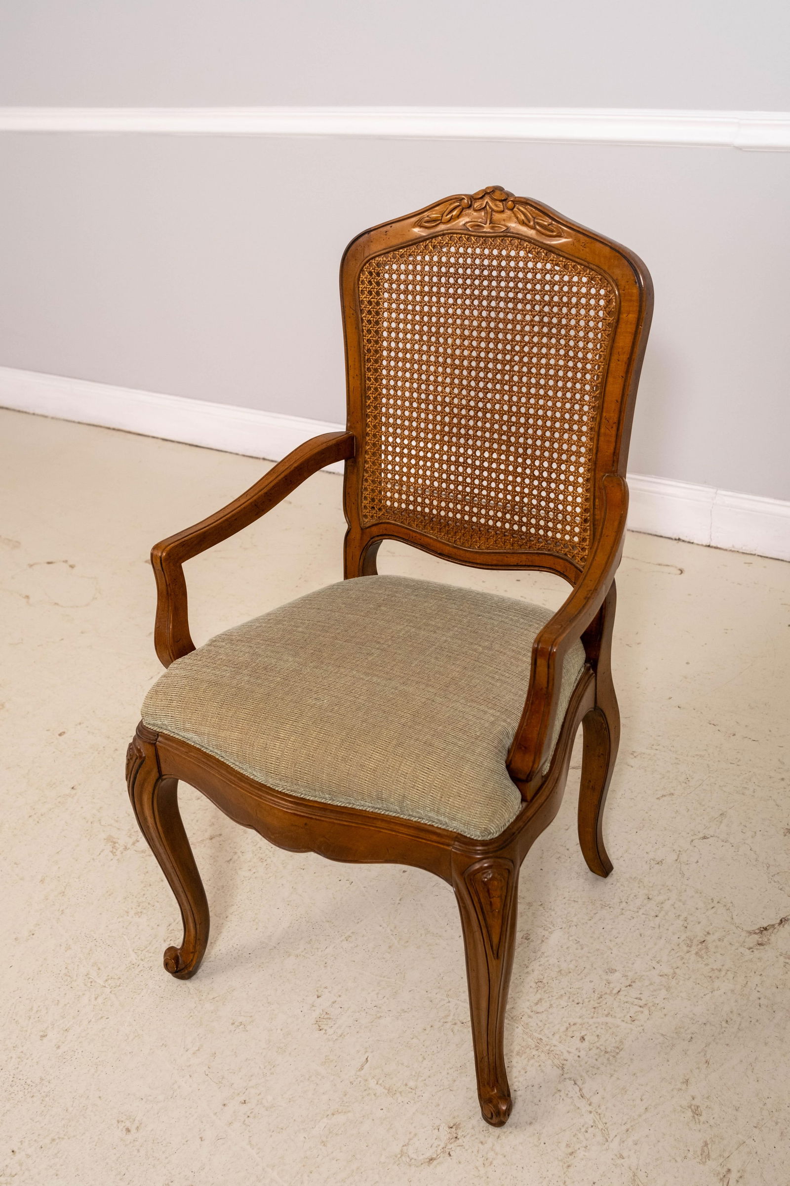 Set of 8 Baker Louis XV Walnut Cane Back Dining Chairs - 11